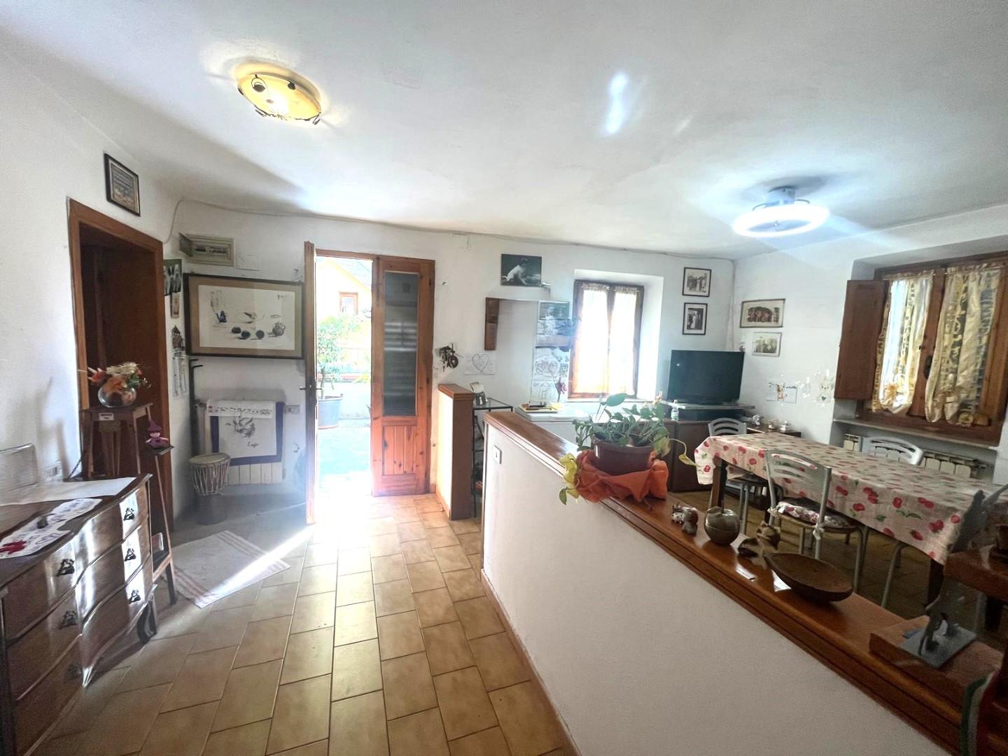 Casa indipendente con terrazzo, Agliana san piero