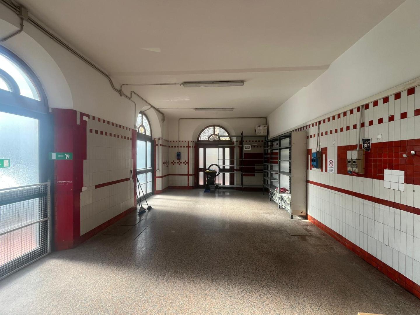 Negozio in vendita, Montale stazione