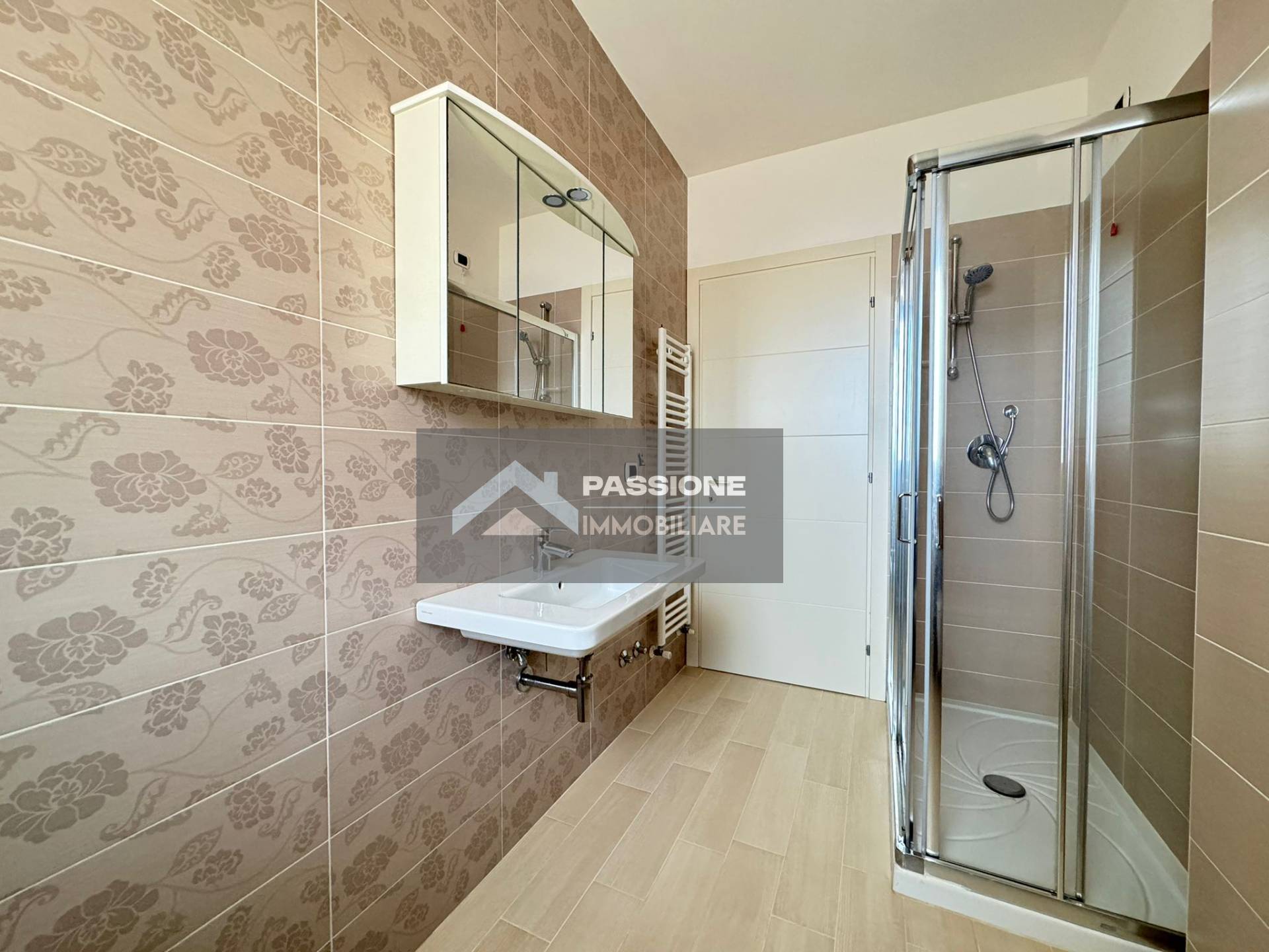 Appartamento in vendita a Martinsicuro, Zona Mare