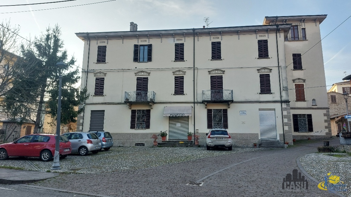 Locale commerciale in vendita a Solignano