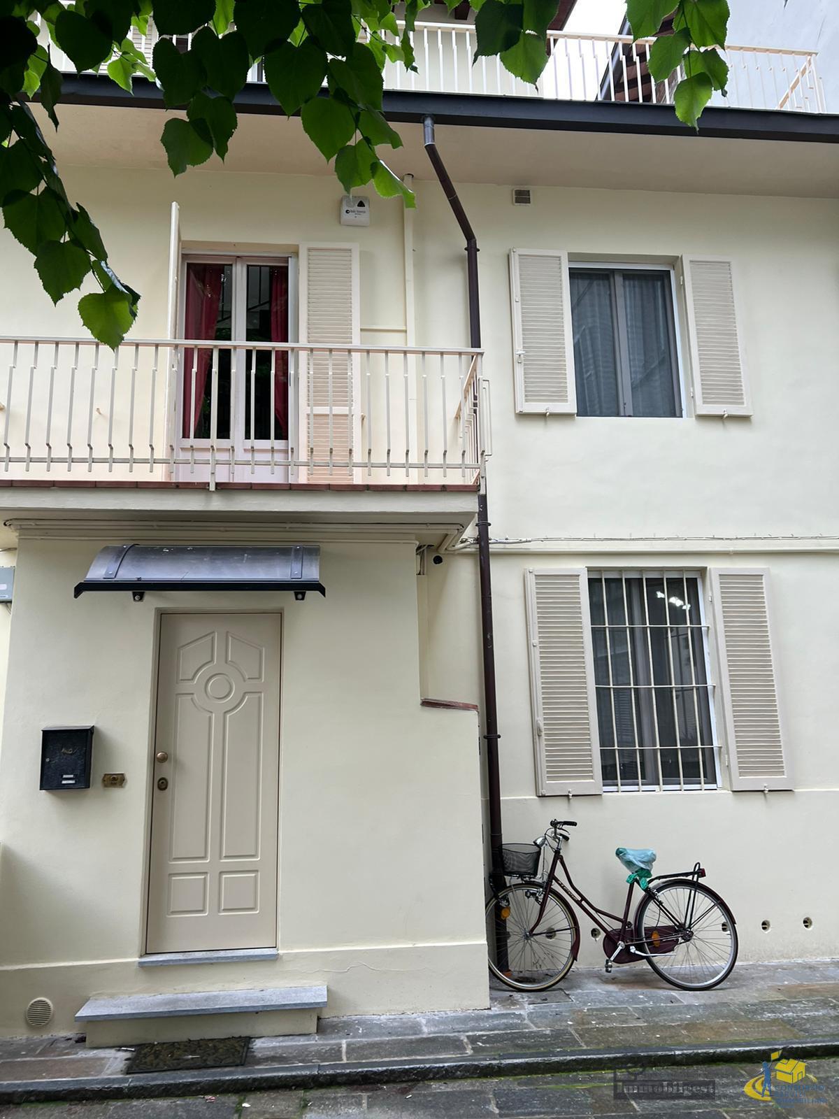 Casa indipendente con terrazzo in via repubblica 61, Parma