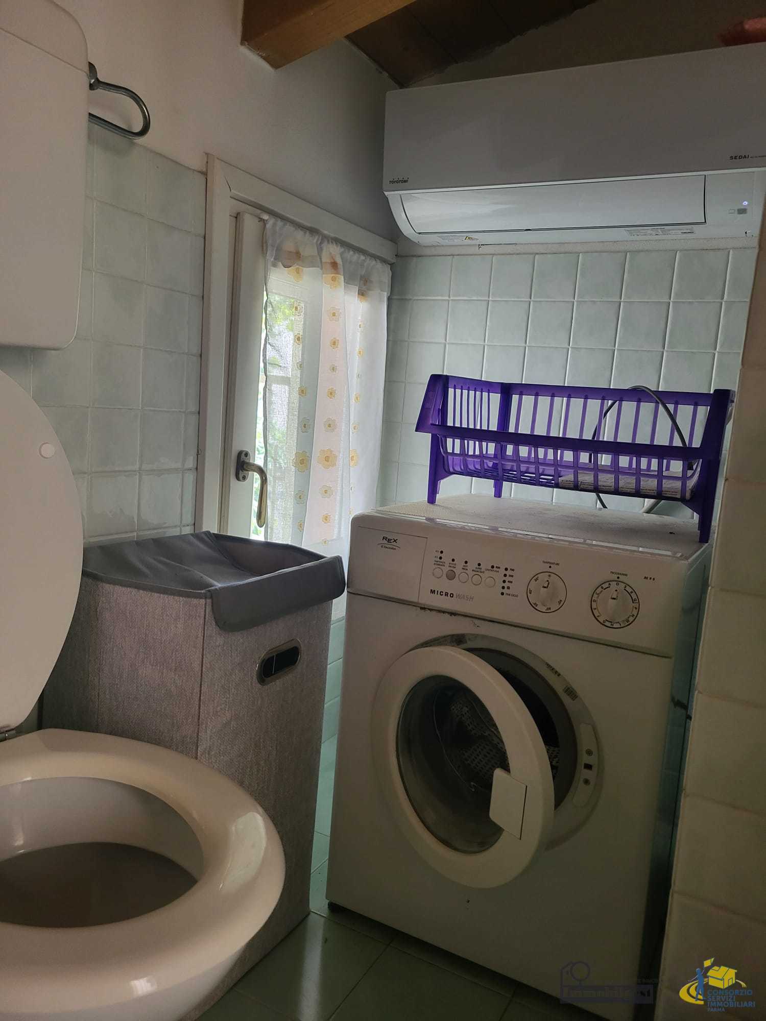 Casa indipendente con terrazzo in via repubblica 61, Parma