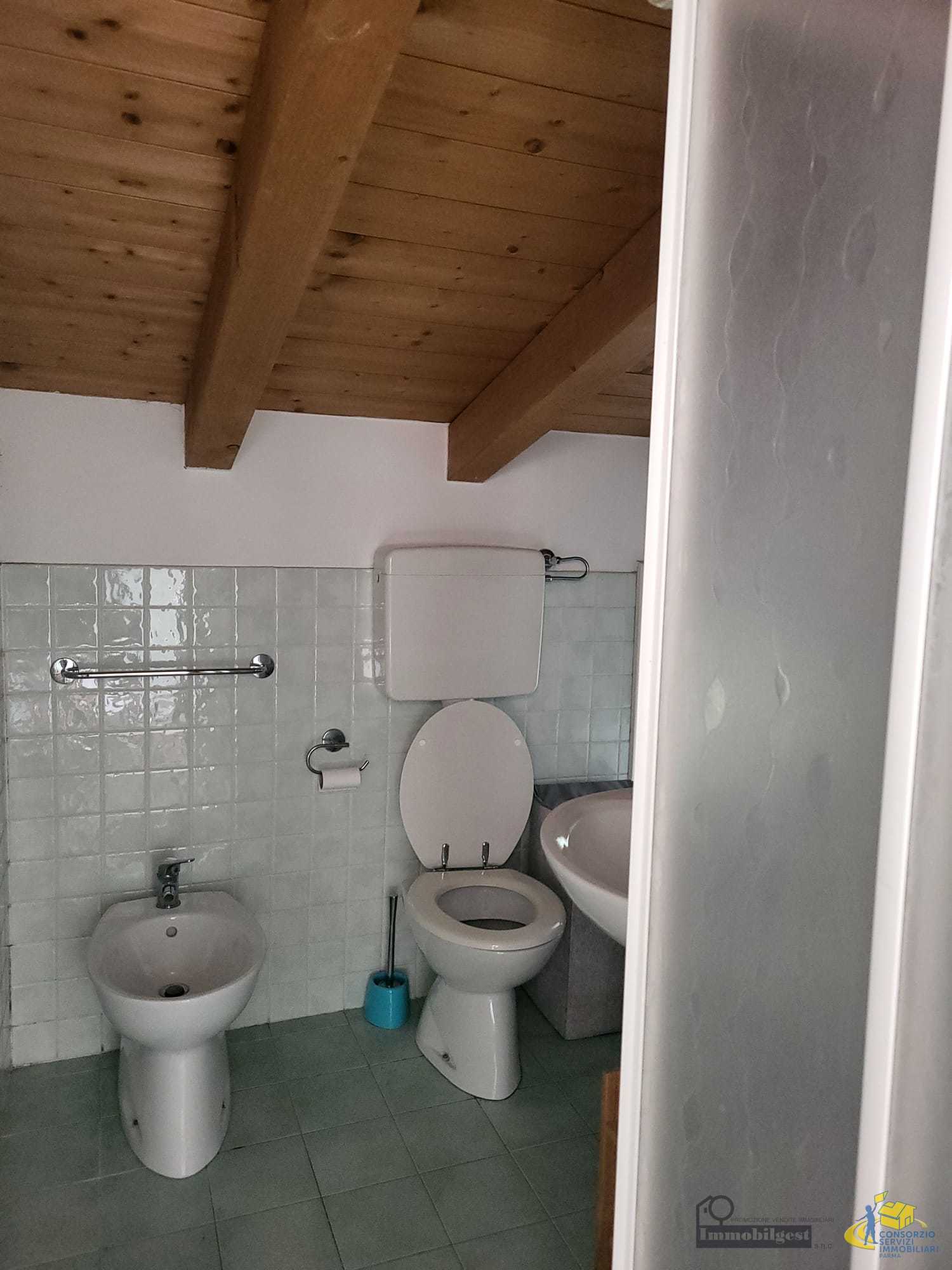 Casa indipendente con terrazzo in via repubblica 61, Parma