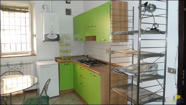 Monolocale in affitto in borgo parente 31, Parma