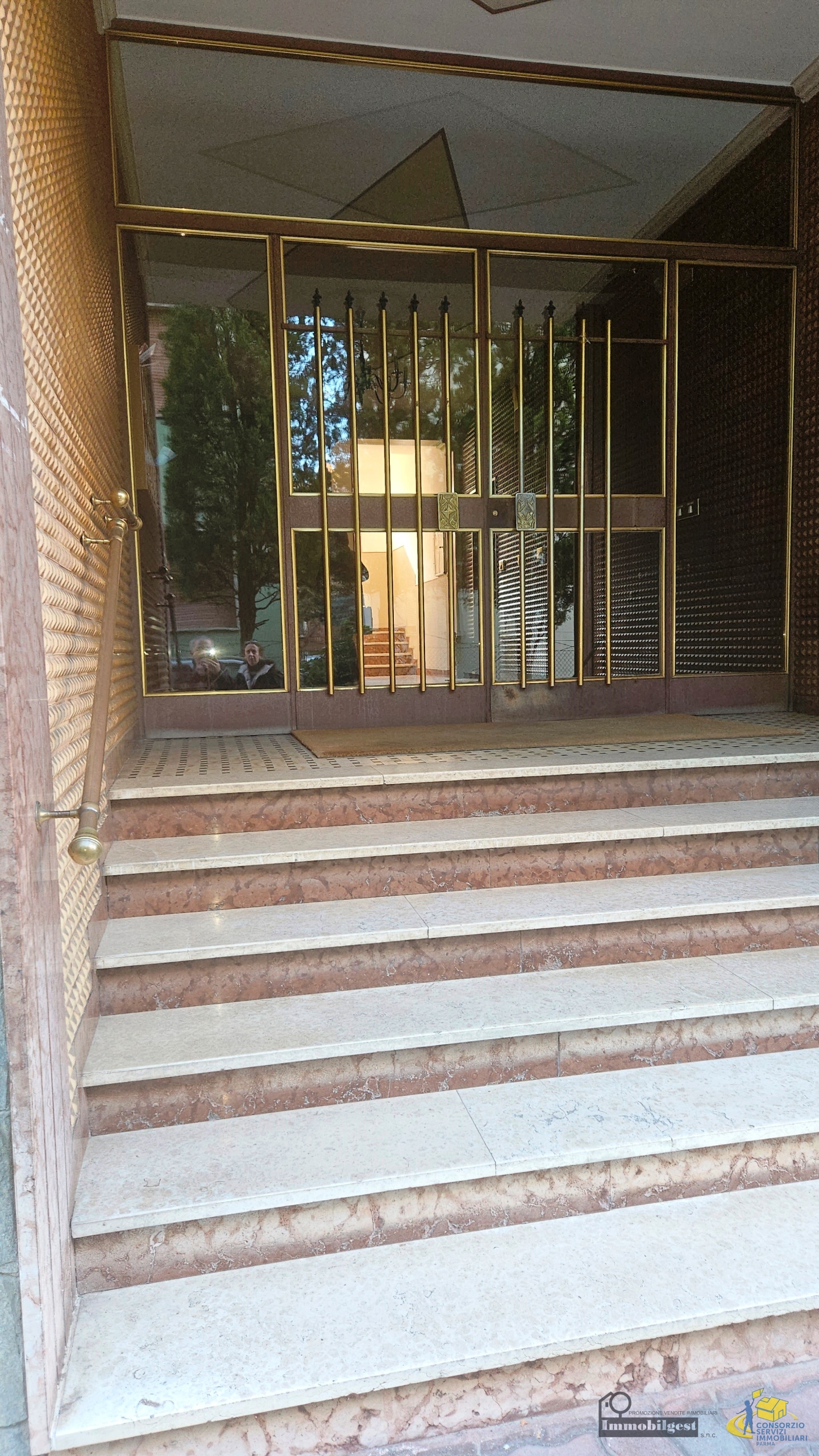 Appartamento con terrazzo in via pietro martini 55, Parma