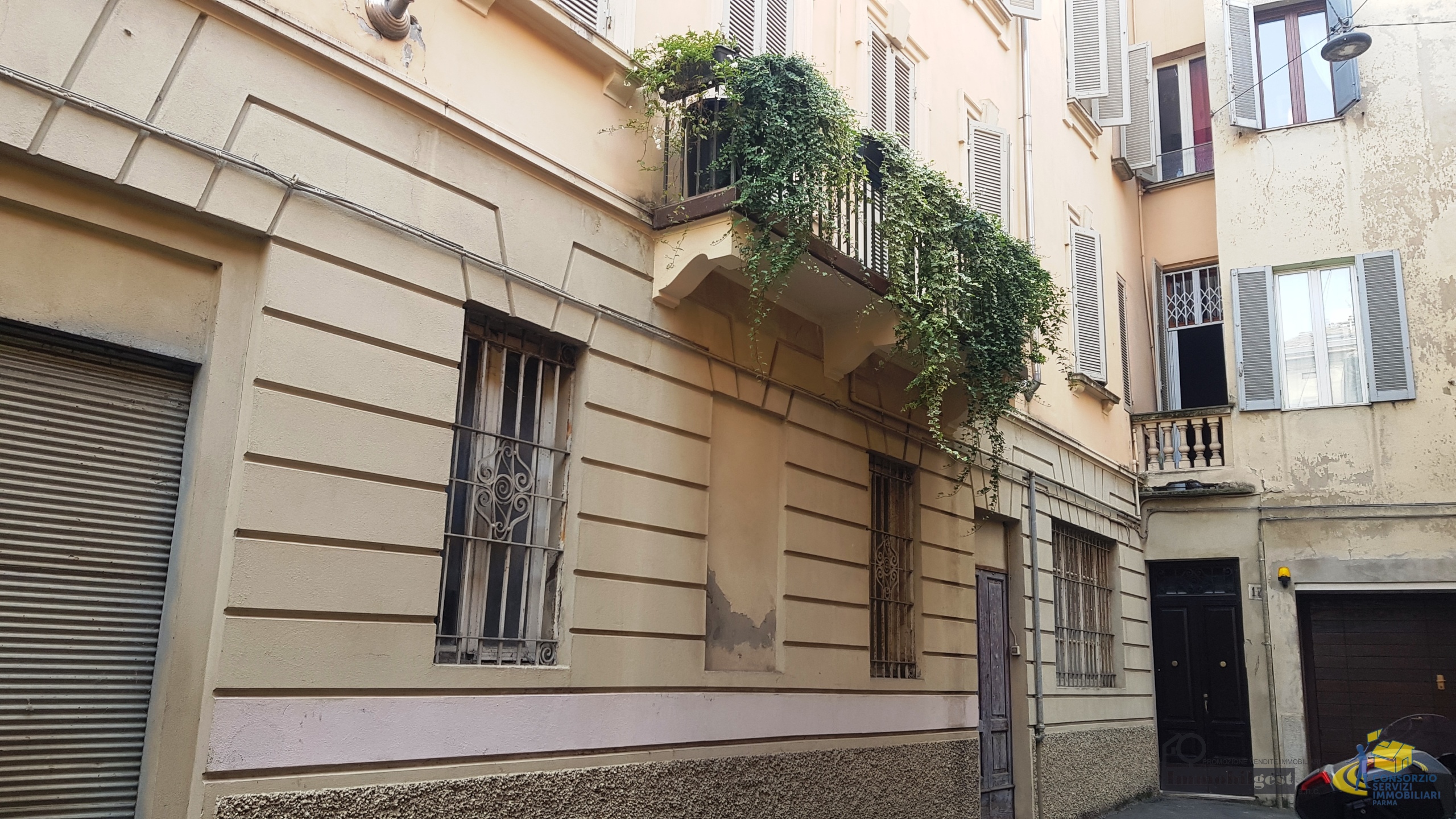 Trilocale in affitto in borgo schizzati 17, Parma