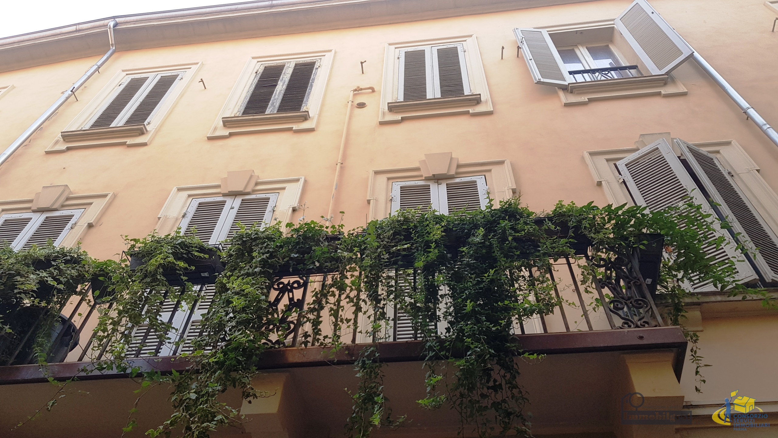 Trilocale in affitto in borgo schizzati 17, Parma