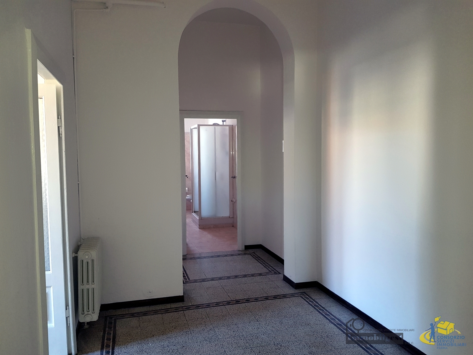 Trilocale con giardino in viale tanara 13, Parma