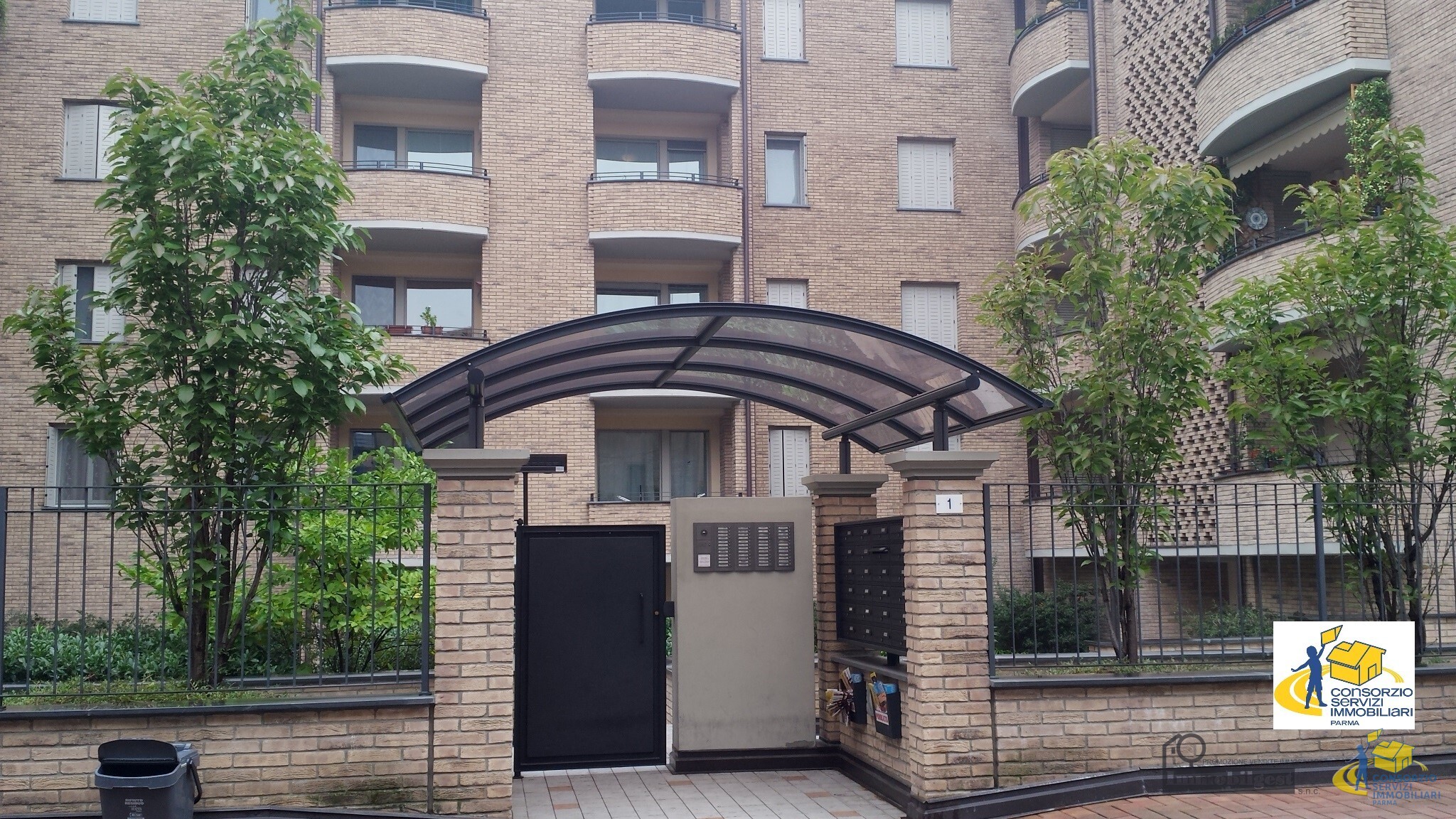 Bilocale con box doppio in via novara 1, Parma