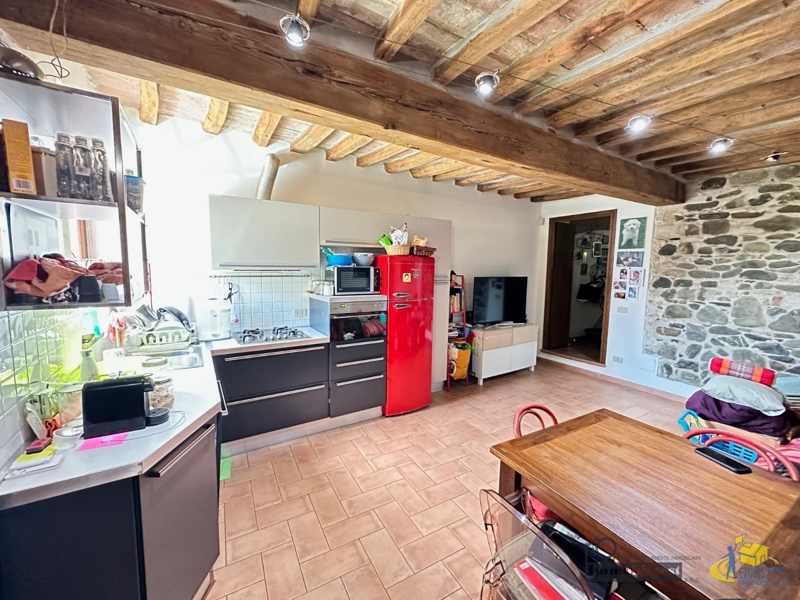 Trilocale con giardino in strada argini parma 323, Parma