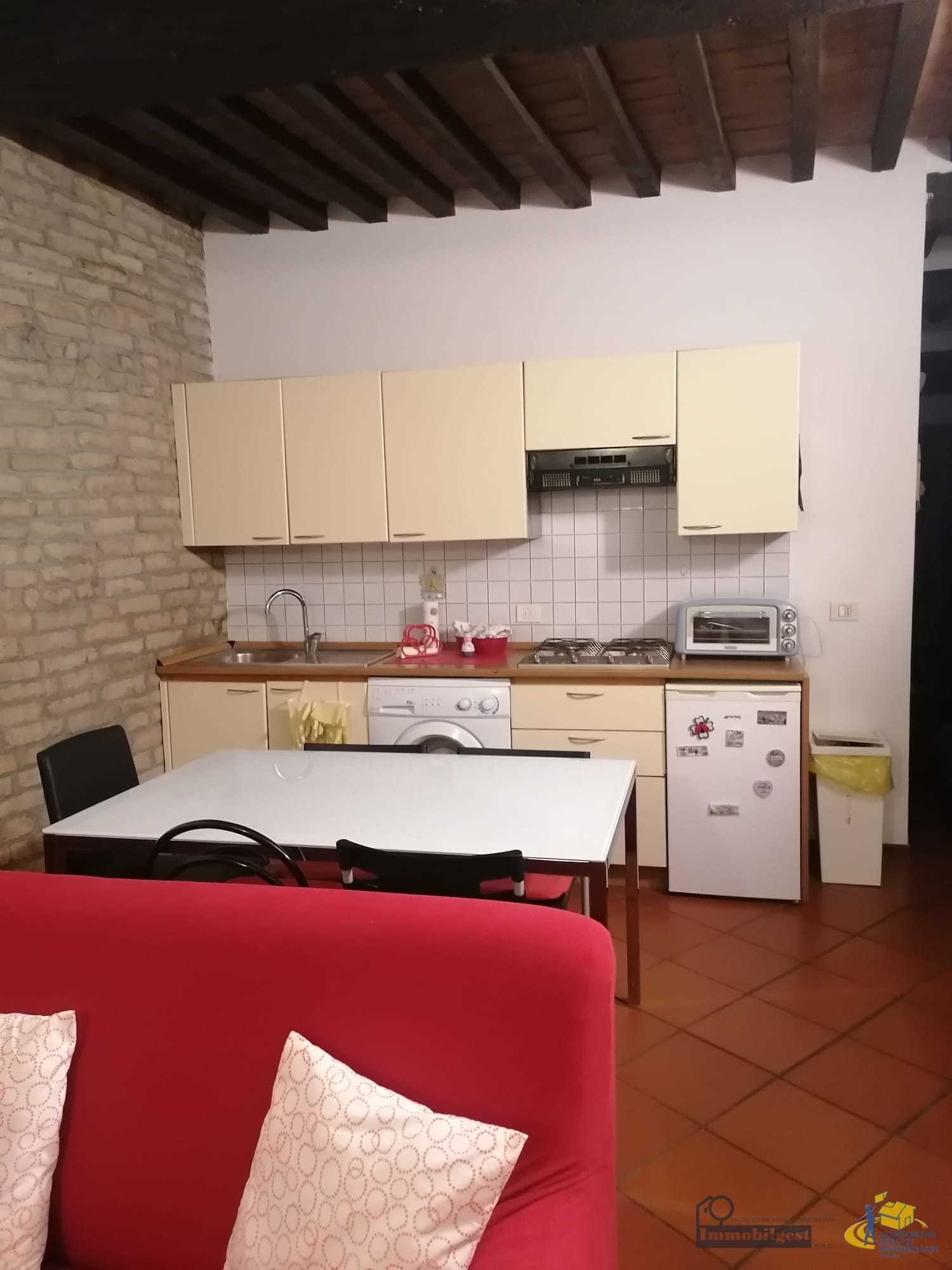 Bilocale in affitto in borgo regale 19, Parma