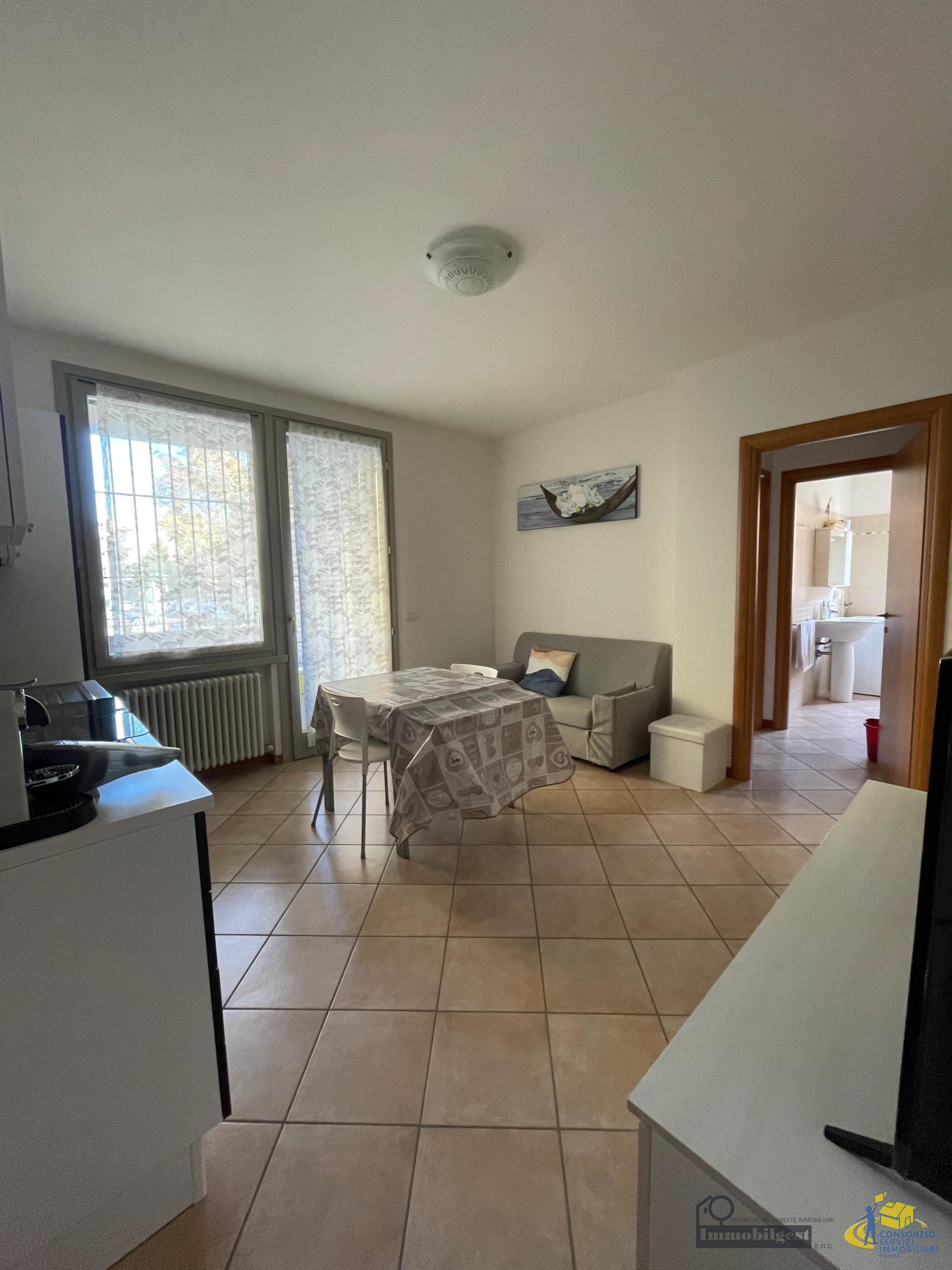 Bilocale con terrazzo in via novara 1, Parma