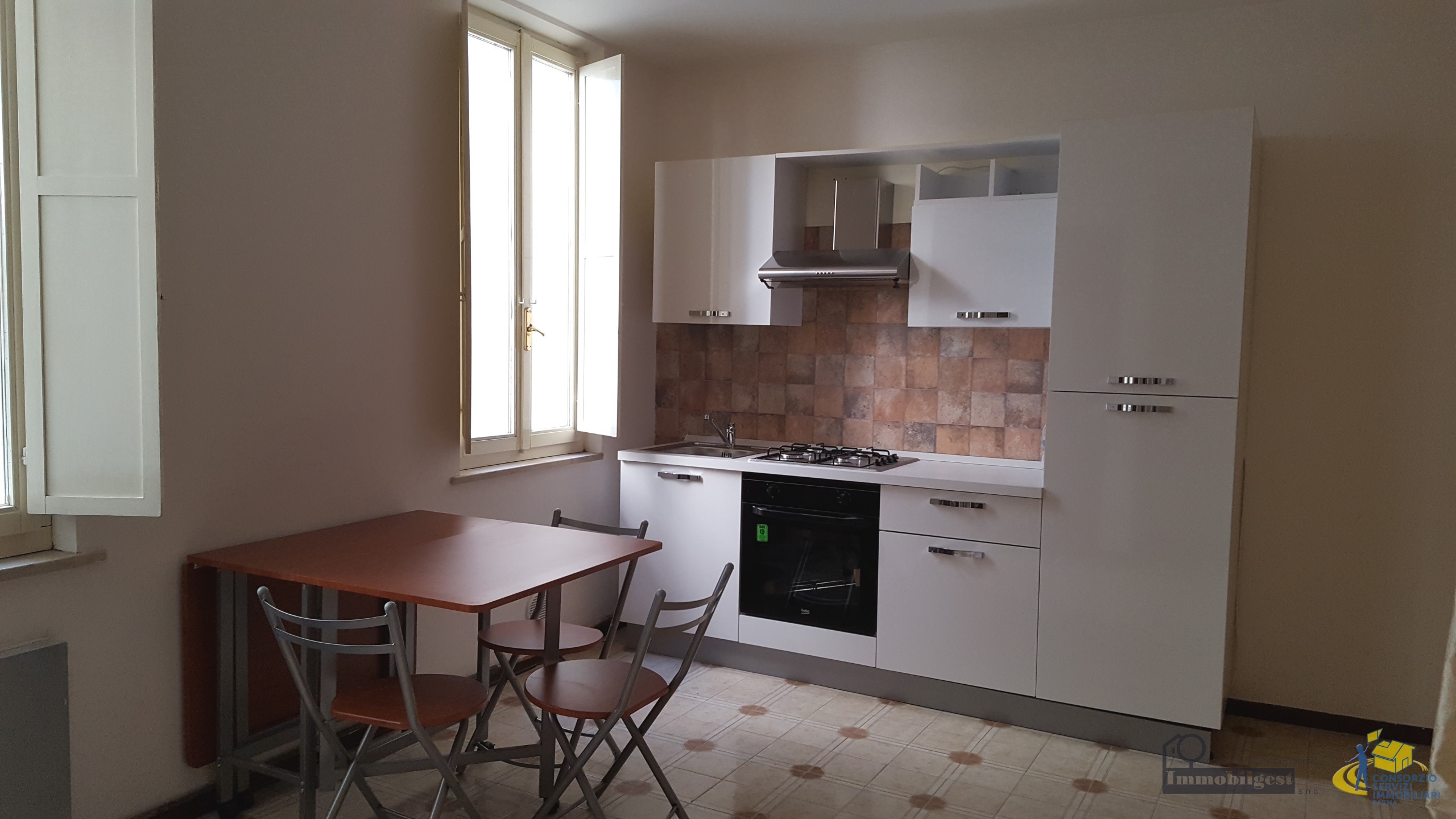Monolocale da ristrutturare in borgo guazzo 33, Parma