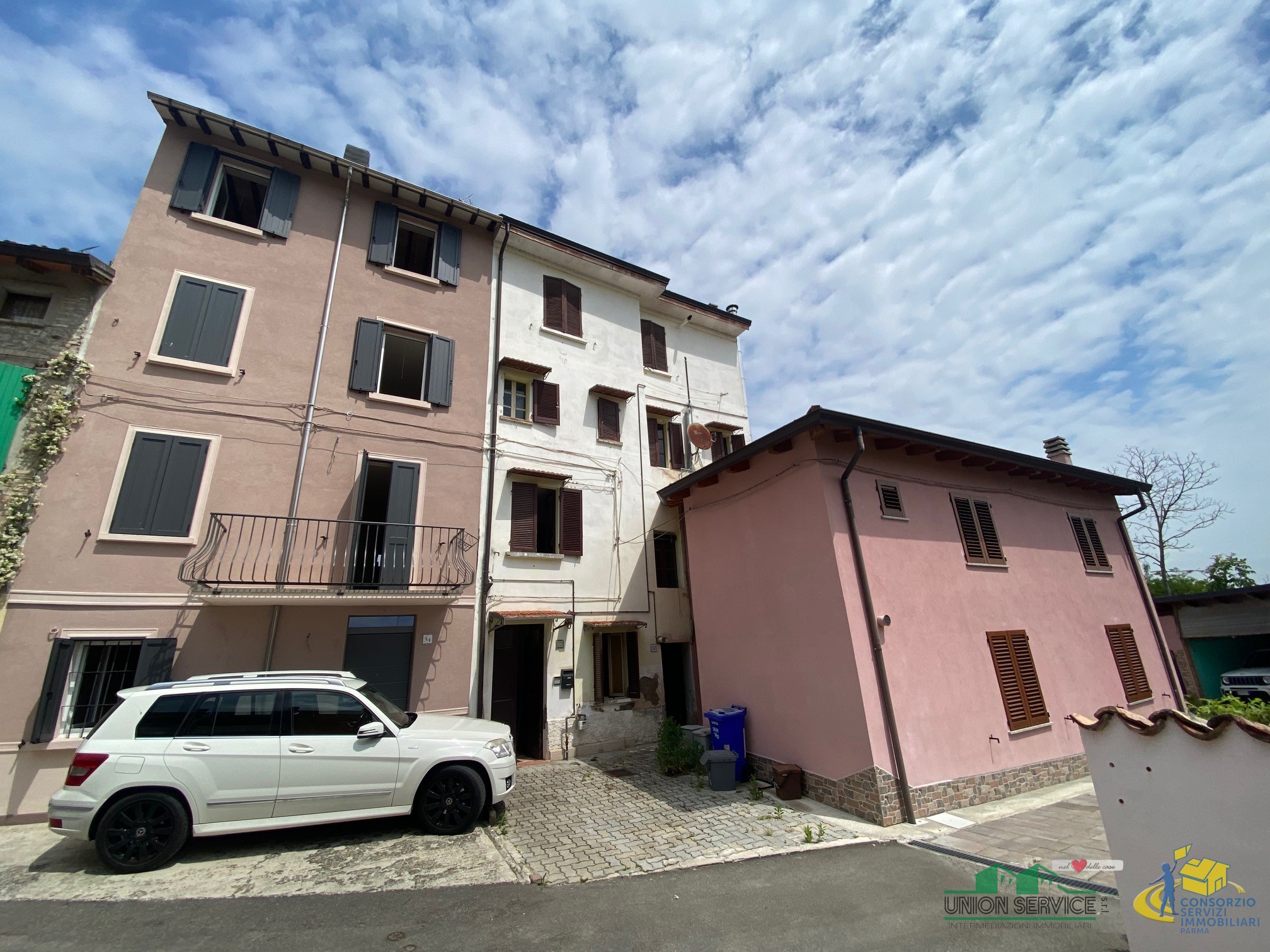 Casa indipendente in vendita in via nando pesci 32, Medesano