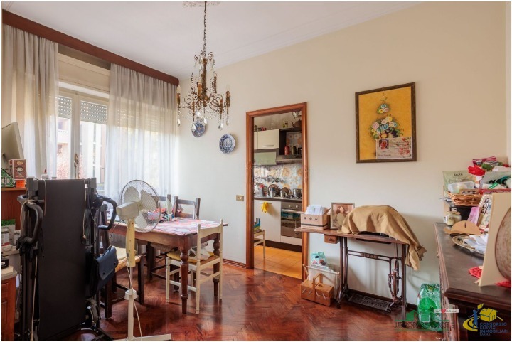 Casa indipendente da ristrutturare in via emilia est 129, Parma