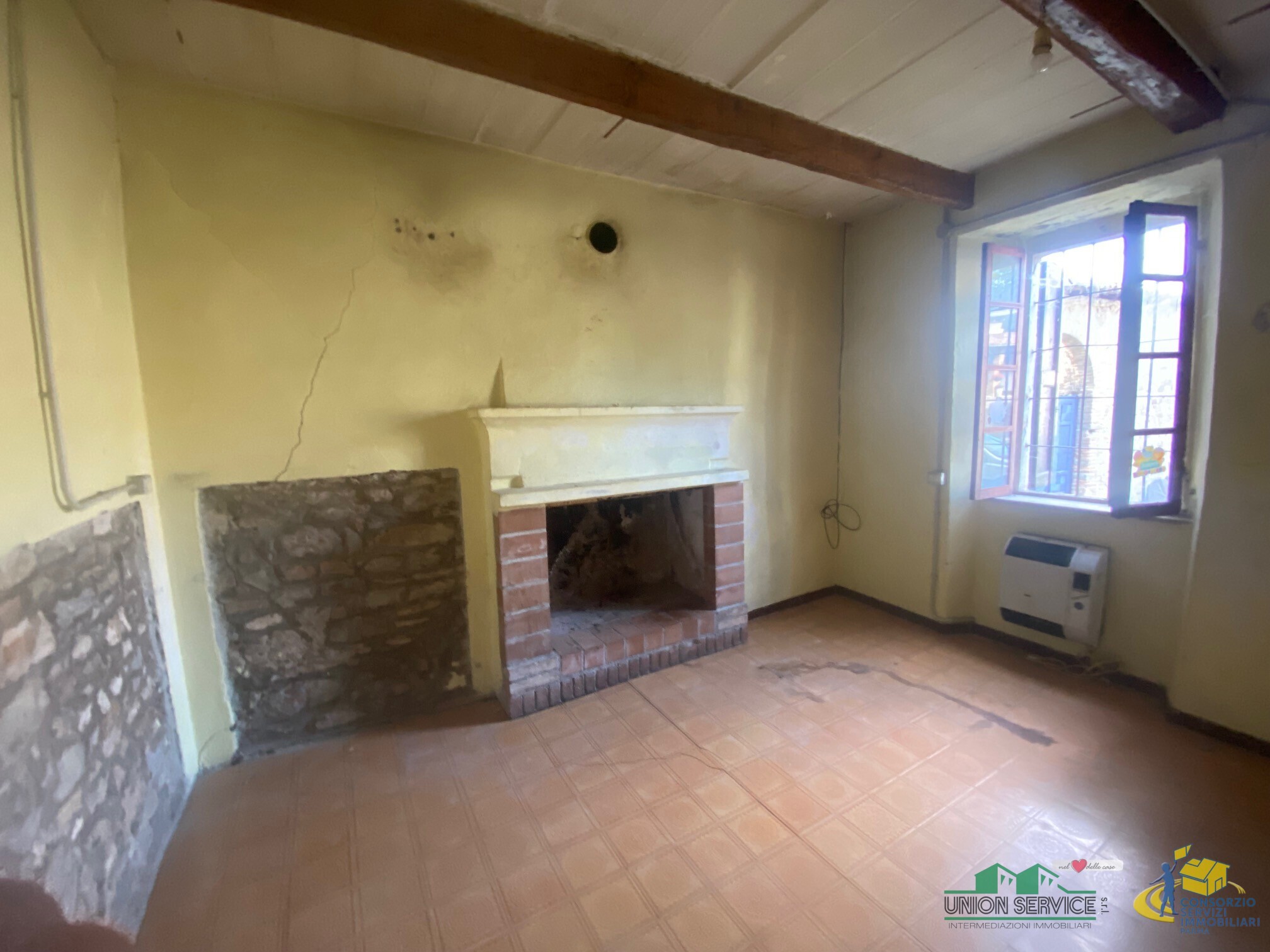 Casa indipendente da ristrutturare in strada della borgata 19, Terenzo