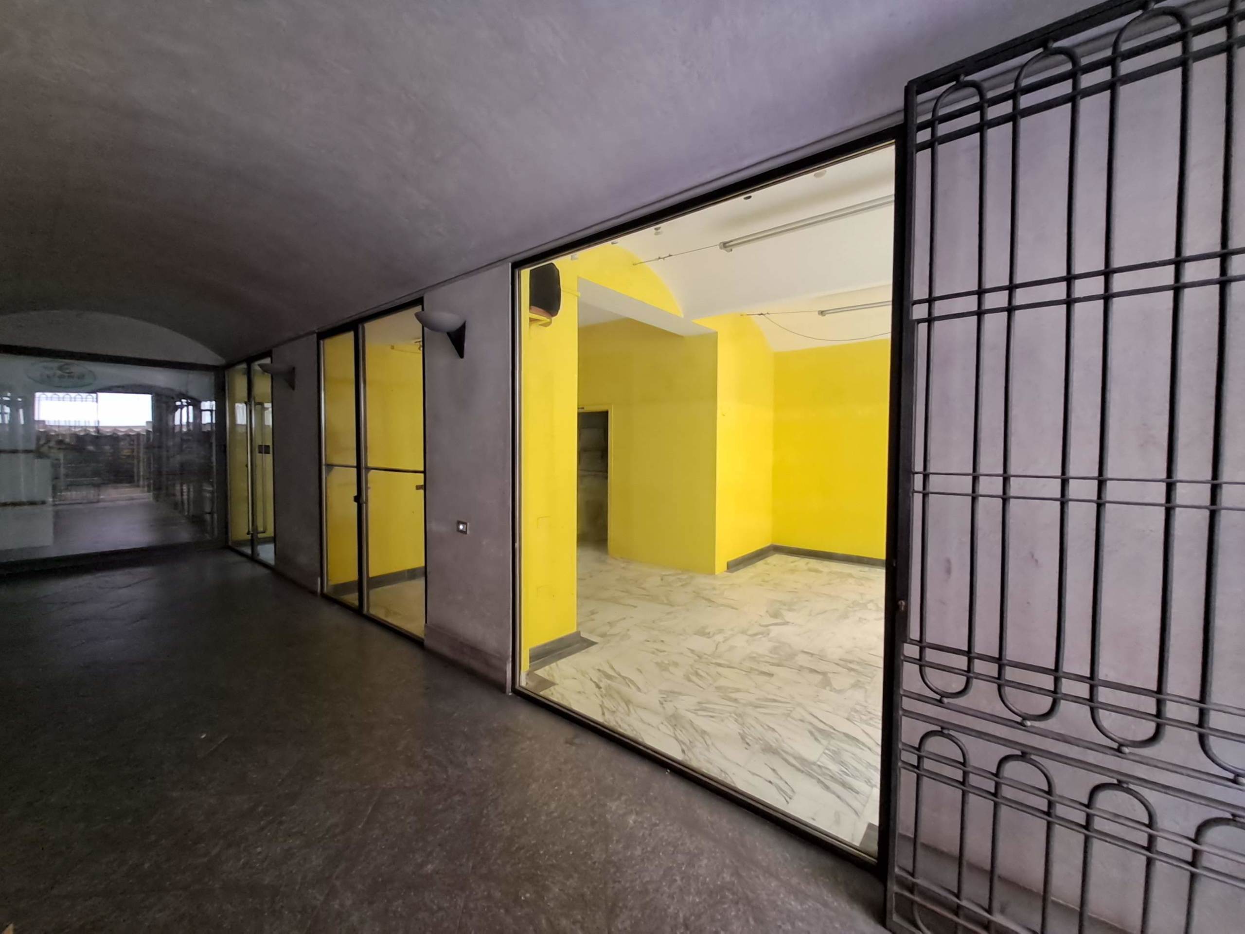 Locale commerciale in vendita in via carlo goldoni 5, Parma