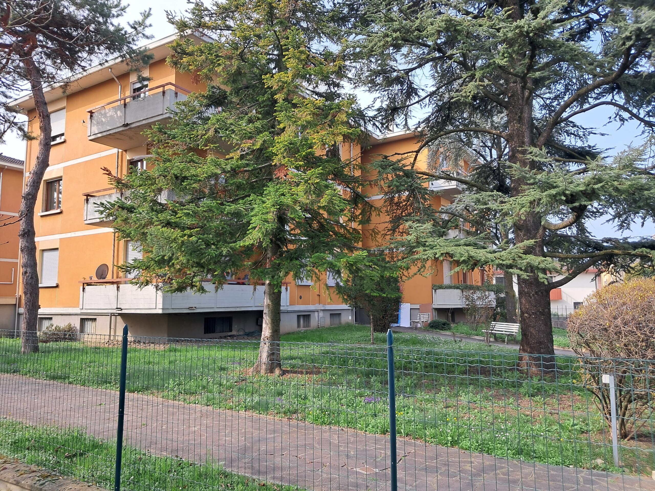 Trilocale con terrazzo in via ragazzi del '99 9, Parma