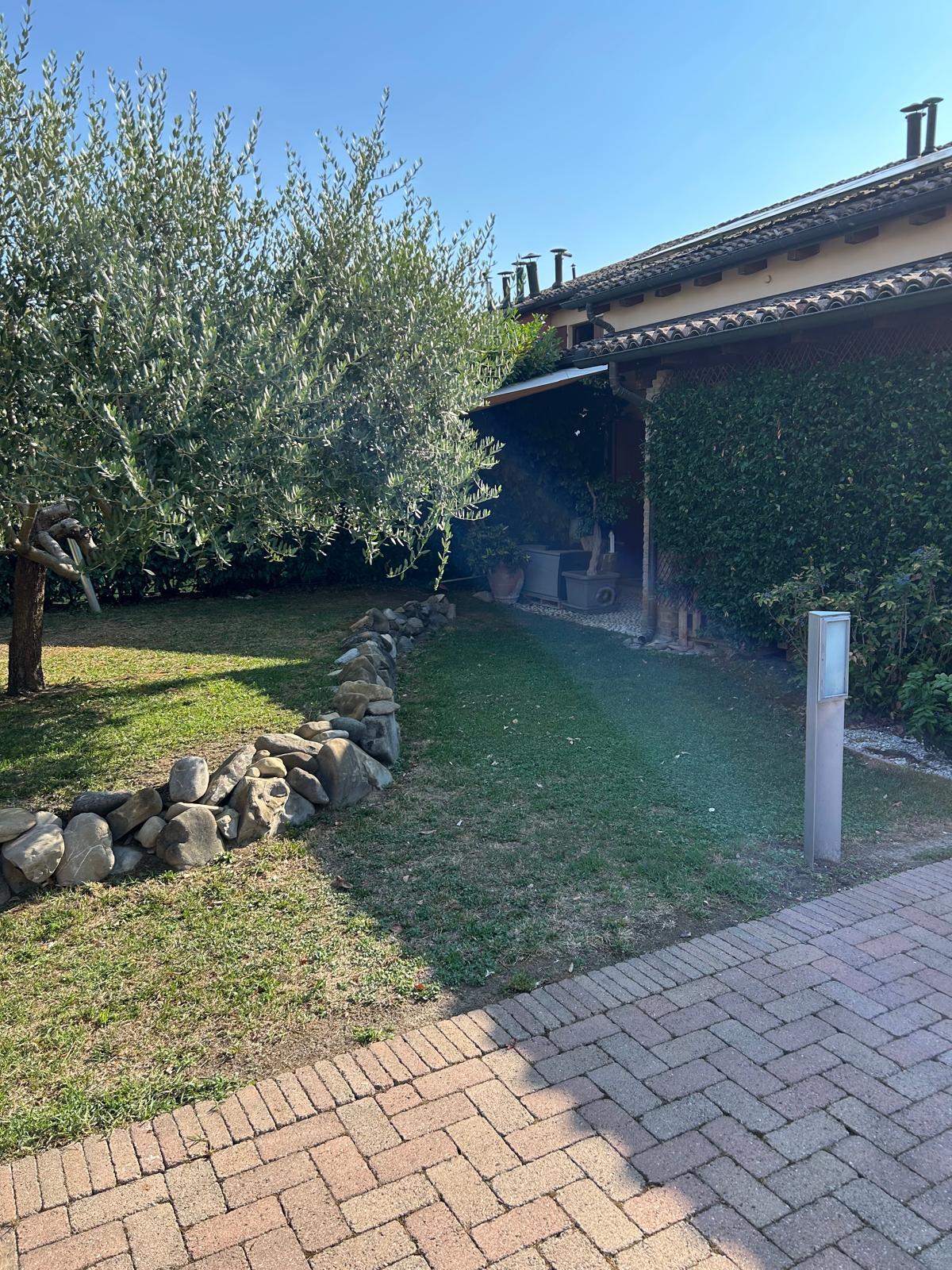 Casa indipendente con giardino in via augusto franzoj 6, Parma