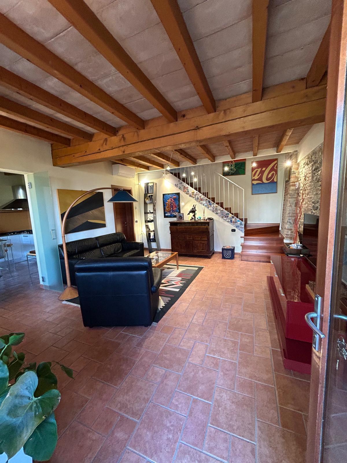Casa indipendente con giardino in via augusto franzoj 6, Parma