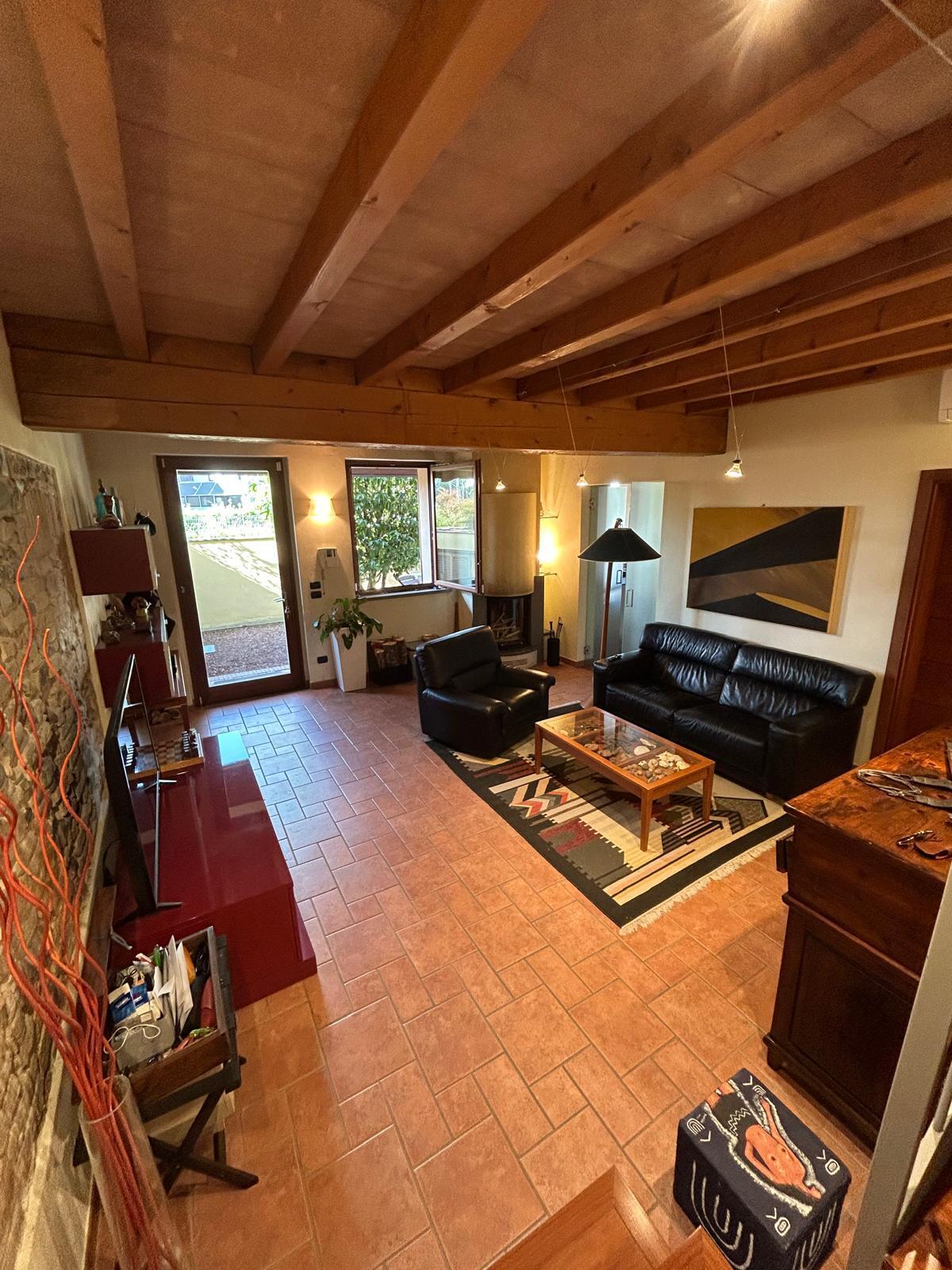 Casa indipendente con giardino in via augusto franzoj 6, Parma