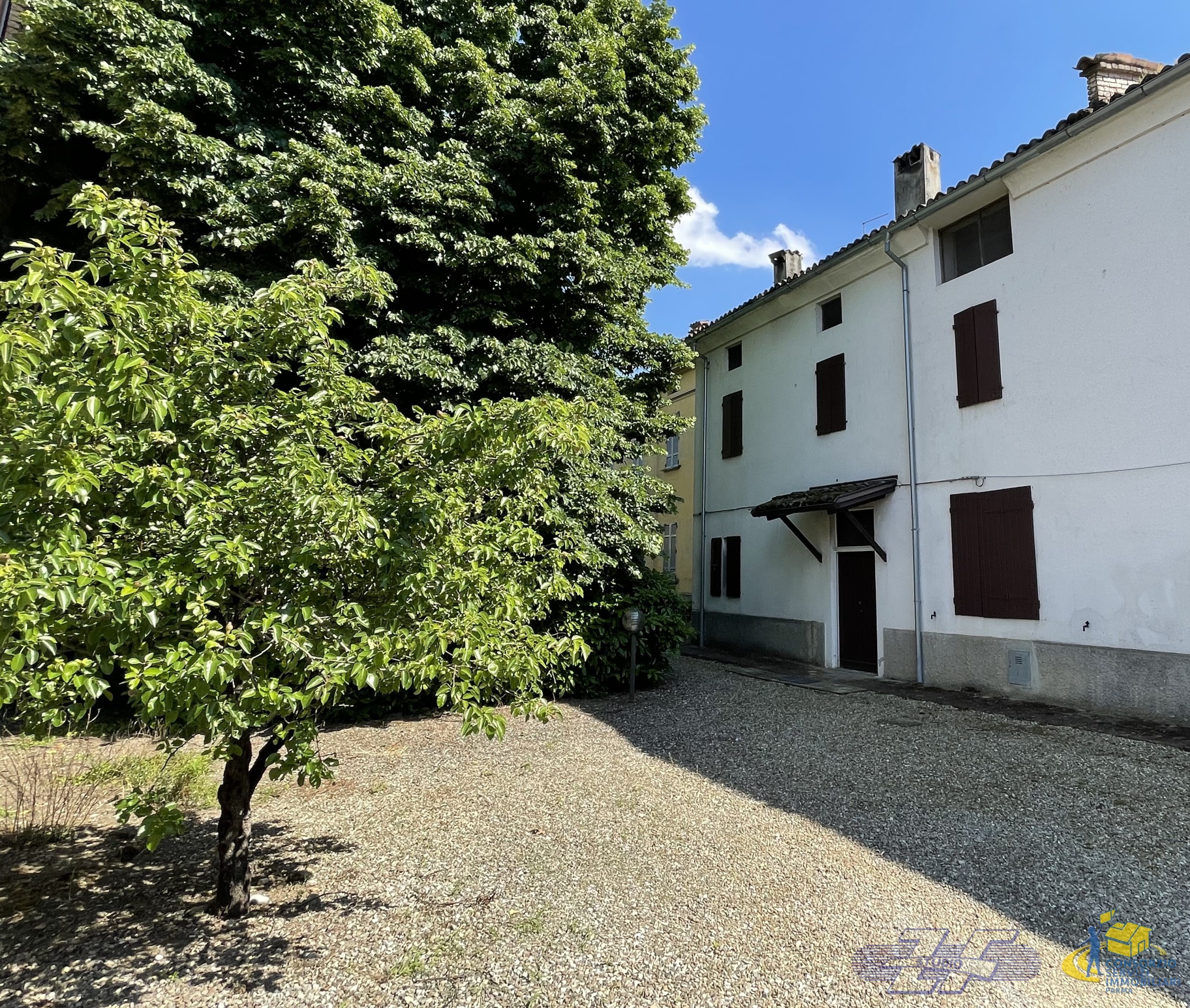 Casa indipendente da ristrutturare in via cavaillon 7, Langhirano