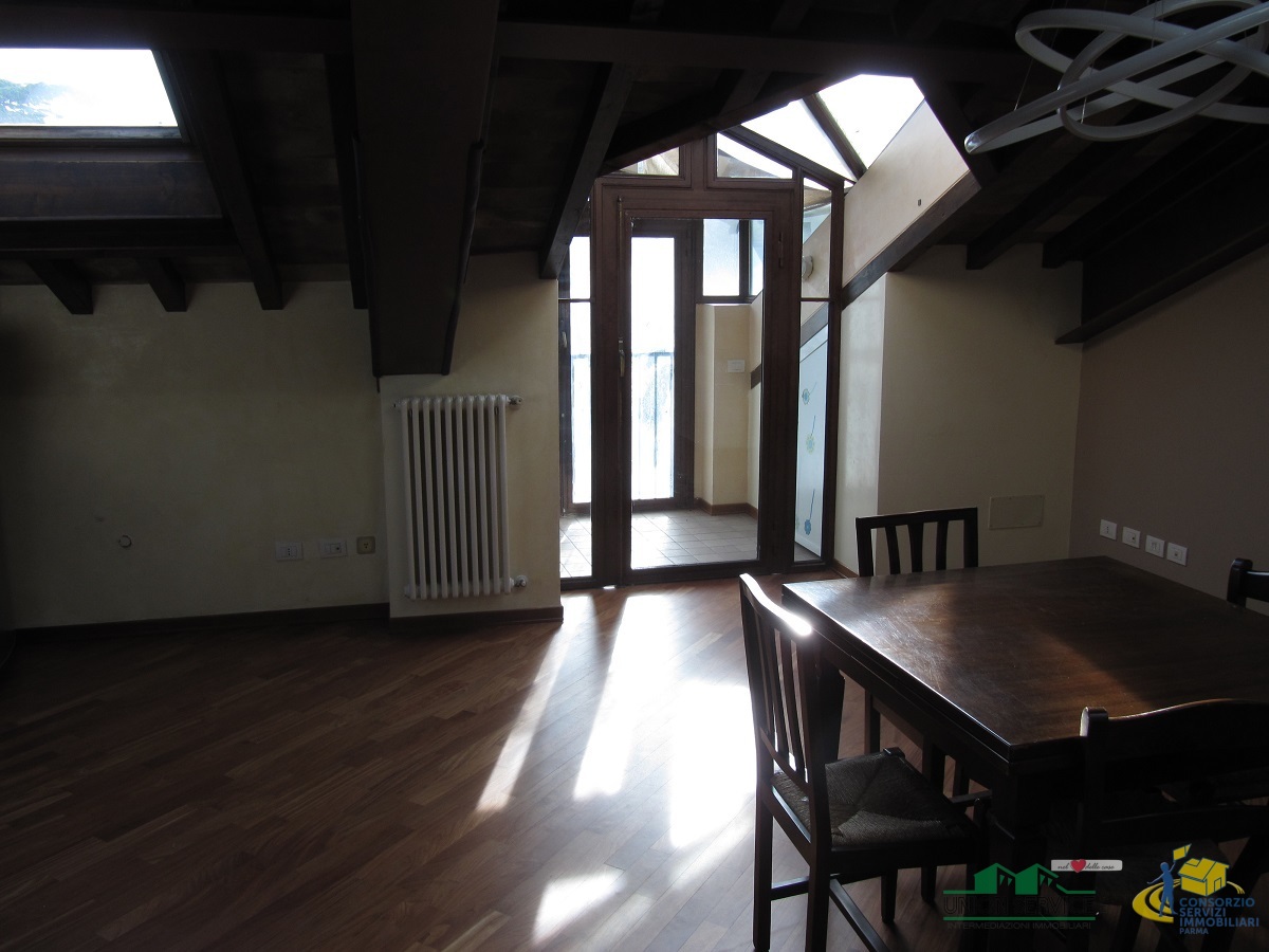 Trilocale in affitto in strada petrarca, Parma