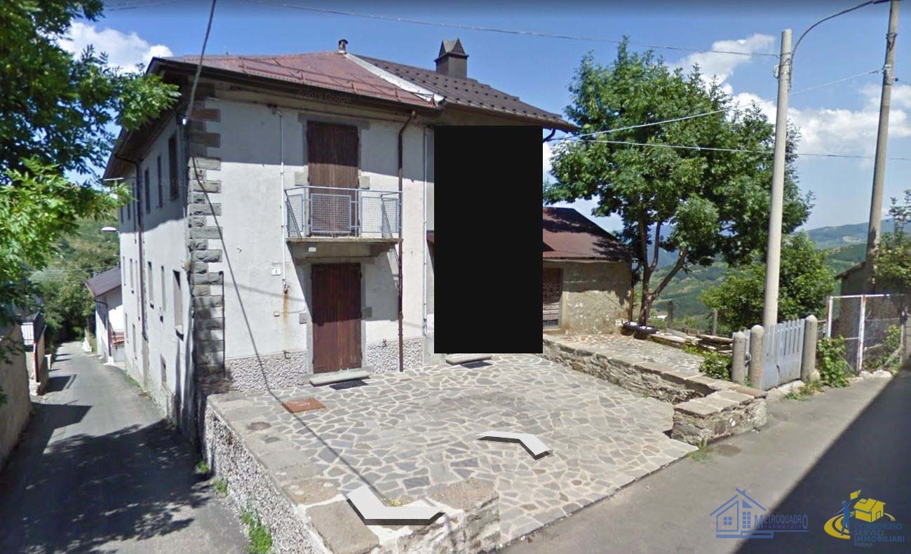 Bilocale con terrazzo a Monchio delle Corti