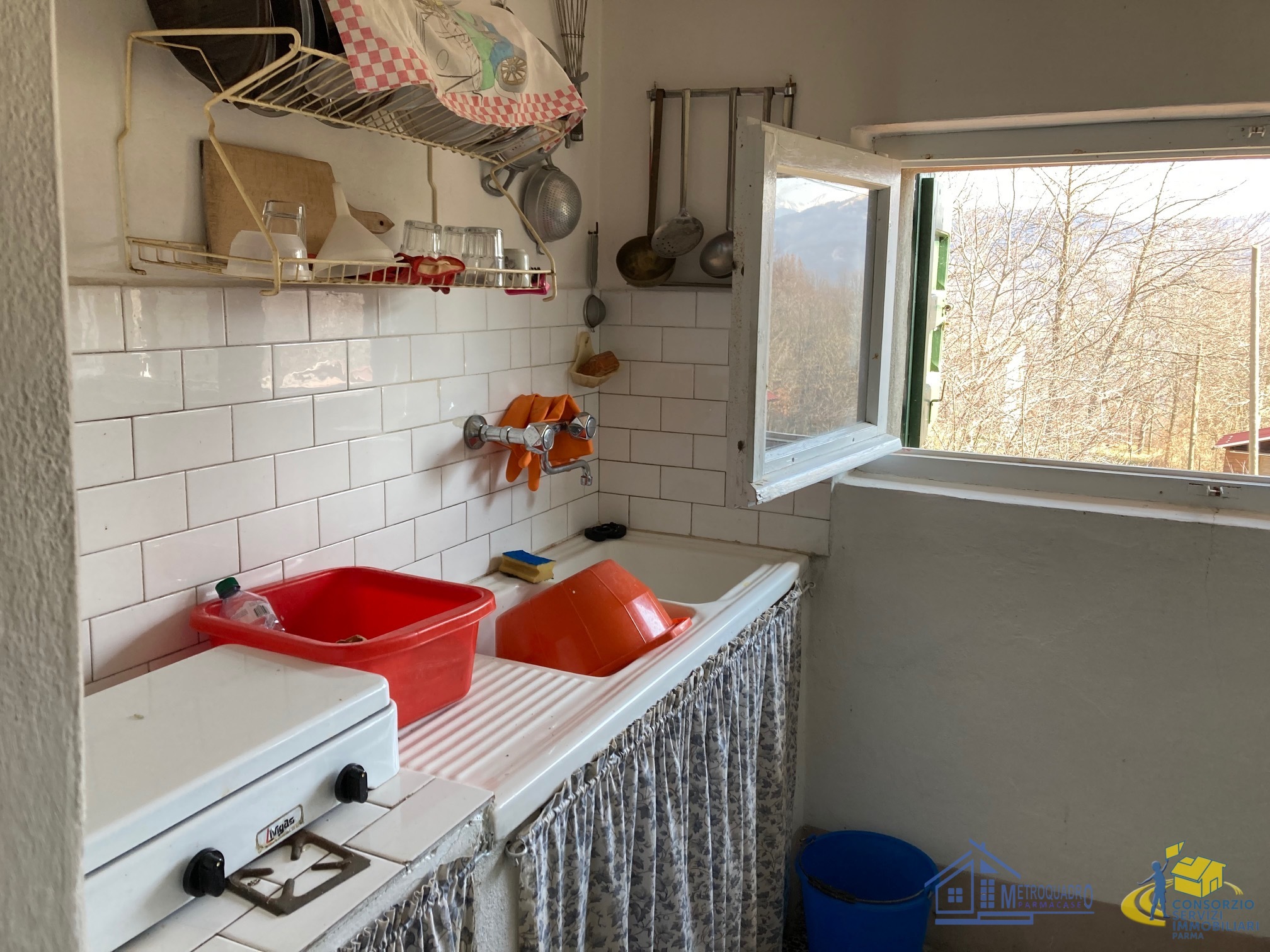 Quadrilocale da ristrutturare a Monchio delle Corti