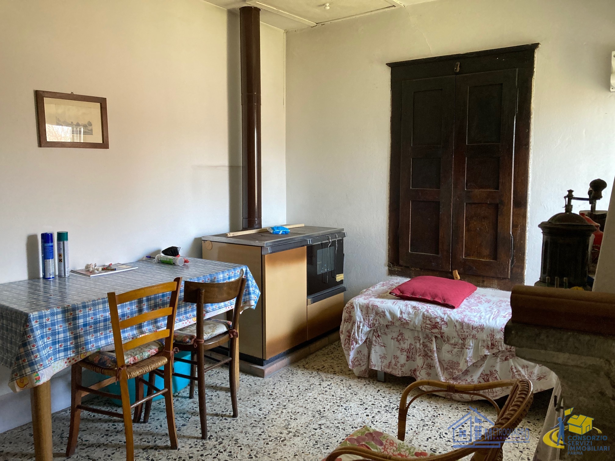 Quadrilocale da ristrutturare a Monchio delle Corti