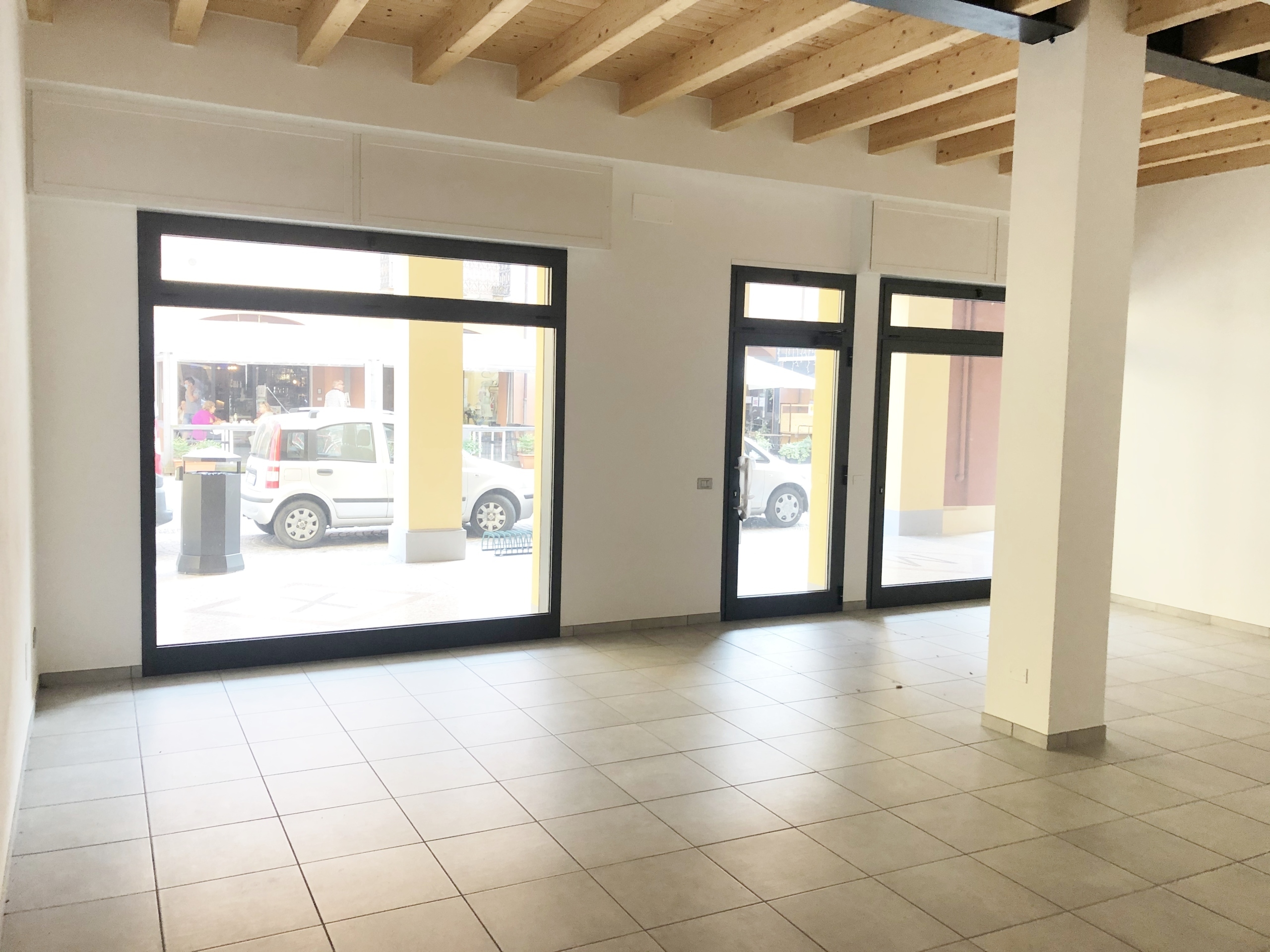 Locale commerciale nuova in via giacomo matteotti 146, Crevalcore