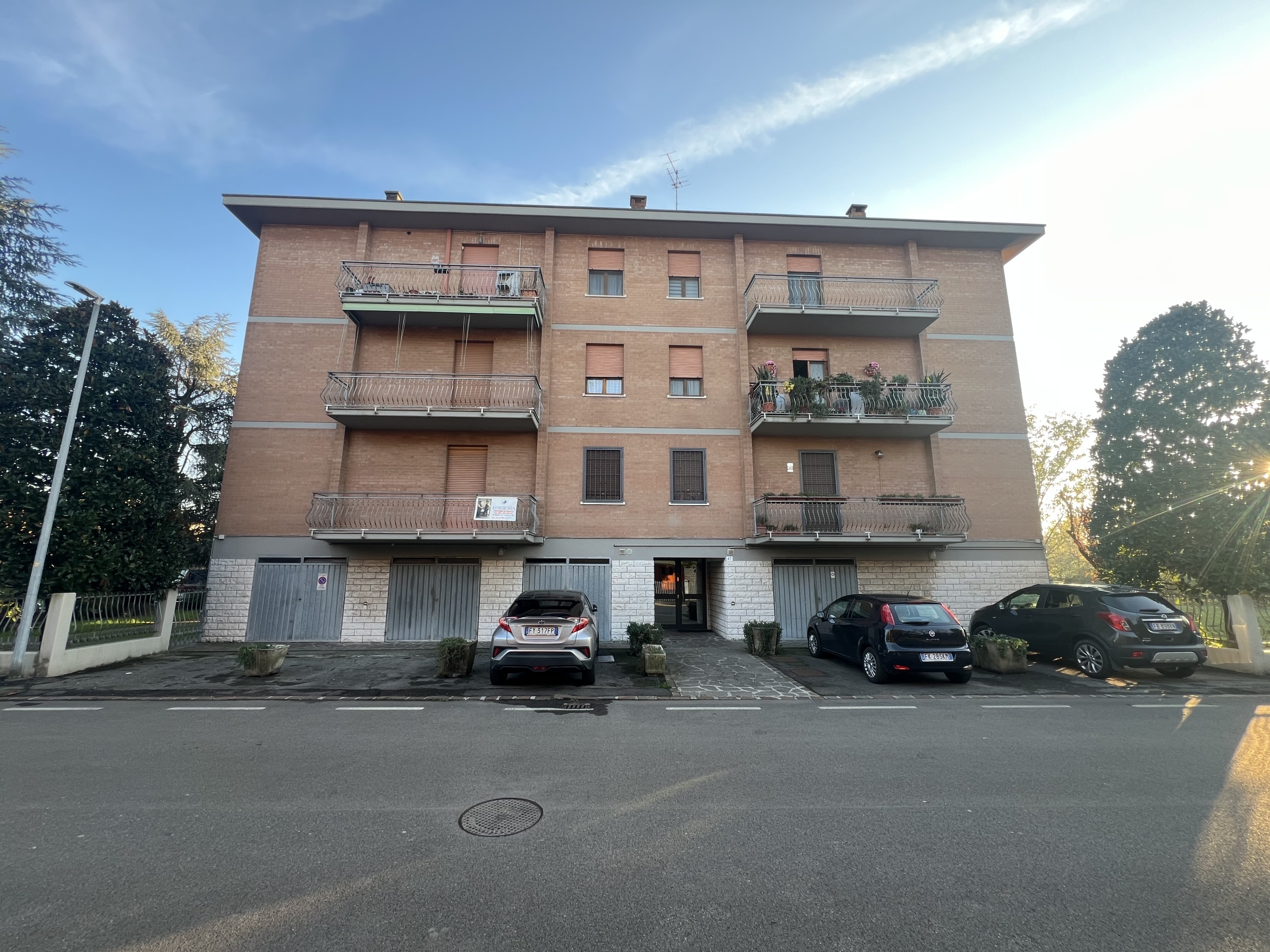 Quadrilocale con box in via della ghiaia 47, Modena