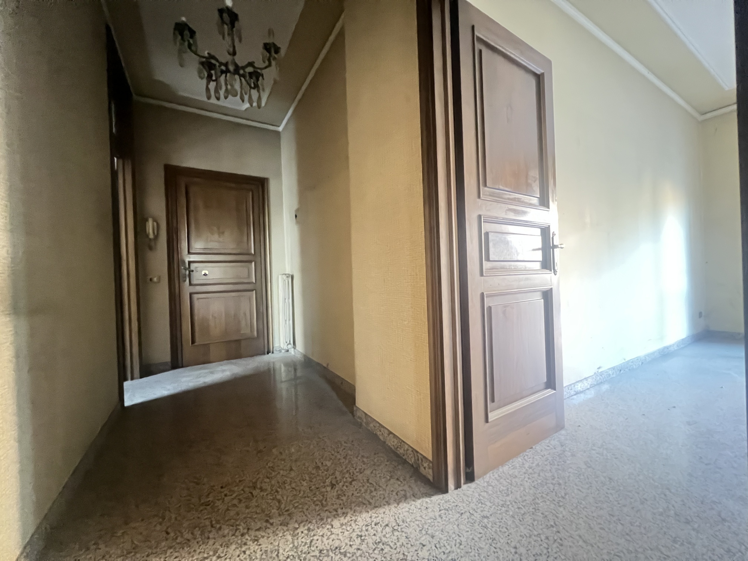 Quadrilocale con box in via della ghiaia 47, Modena