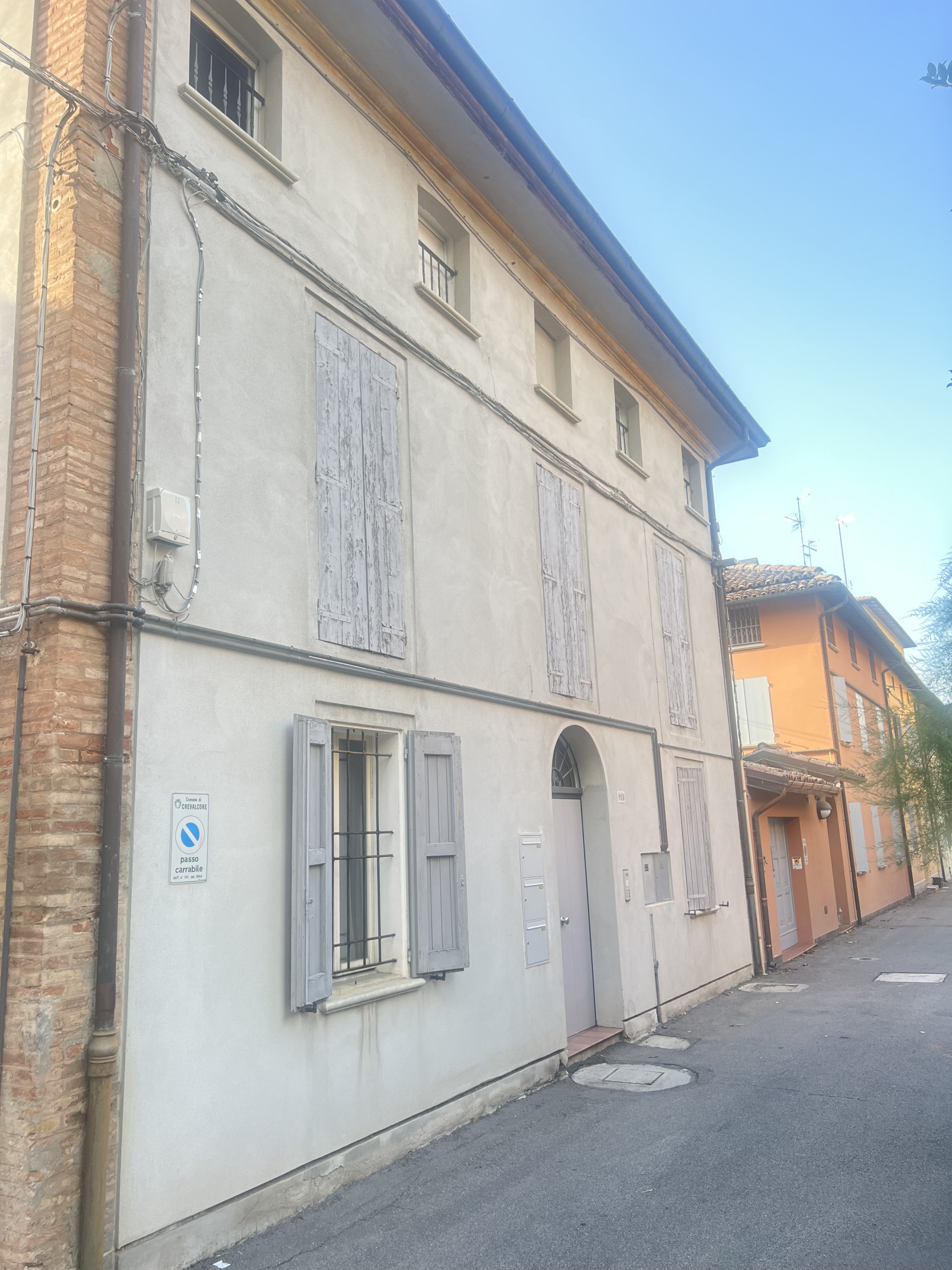 Trilocale con box in via g. paltrinieri 113, Crevalcore