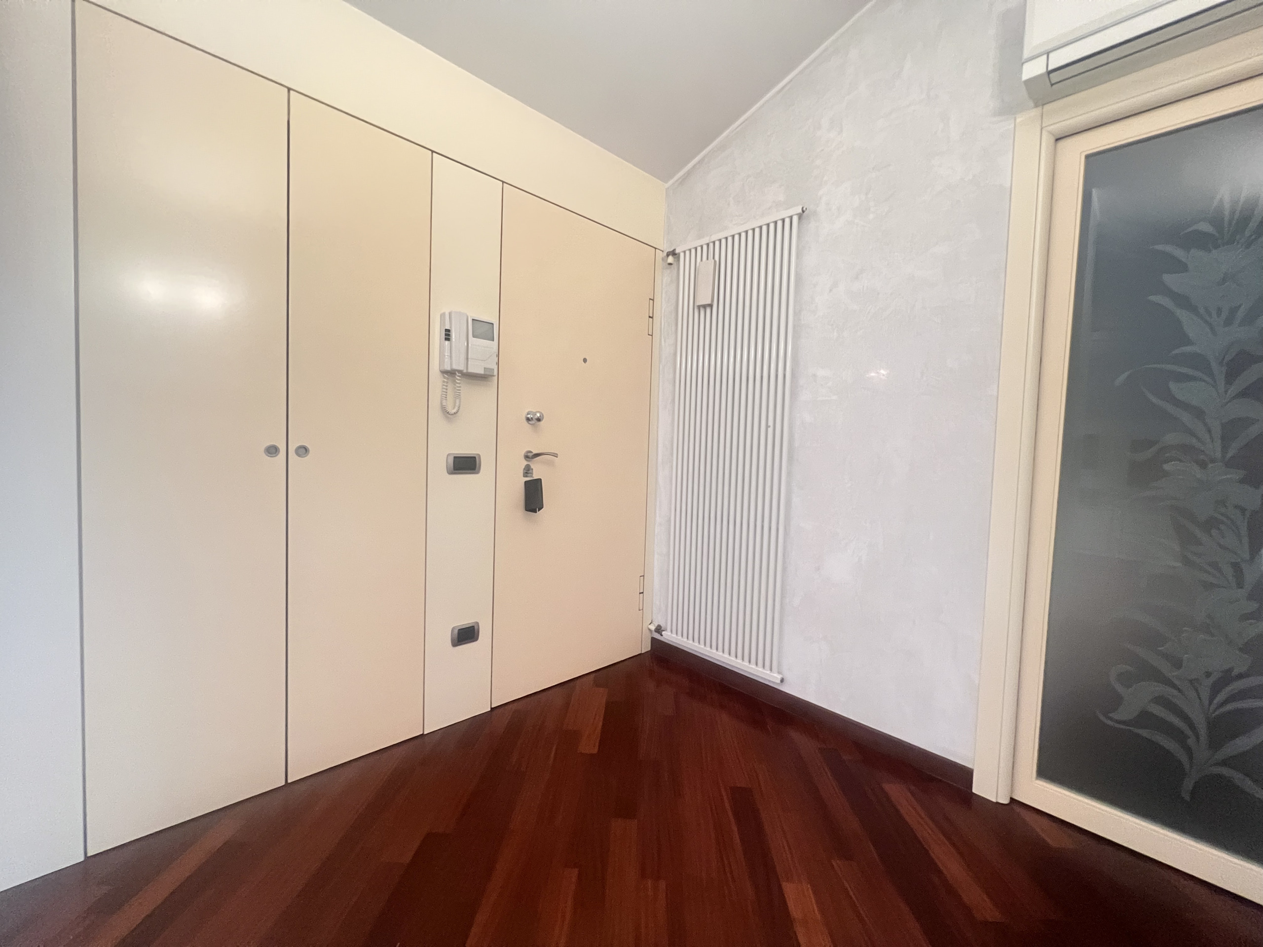 Trilocale con box in via g. paltrinieri 113, Crevalcore