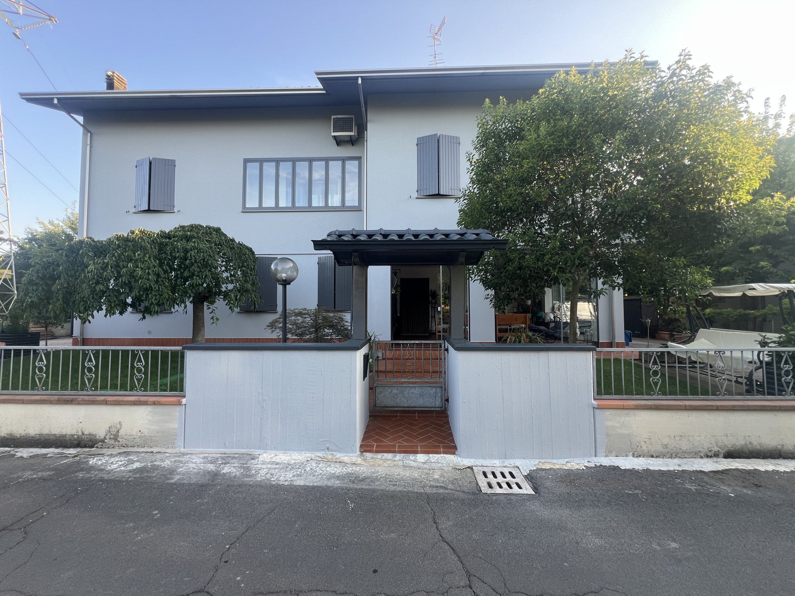 Casa indipendente con giardino in via f. zanardi 184, Crevalcore