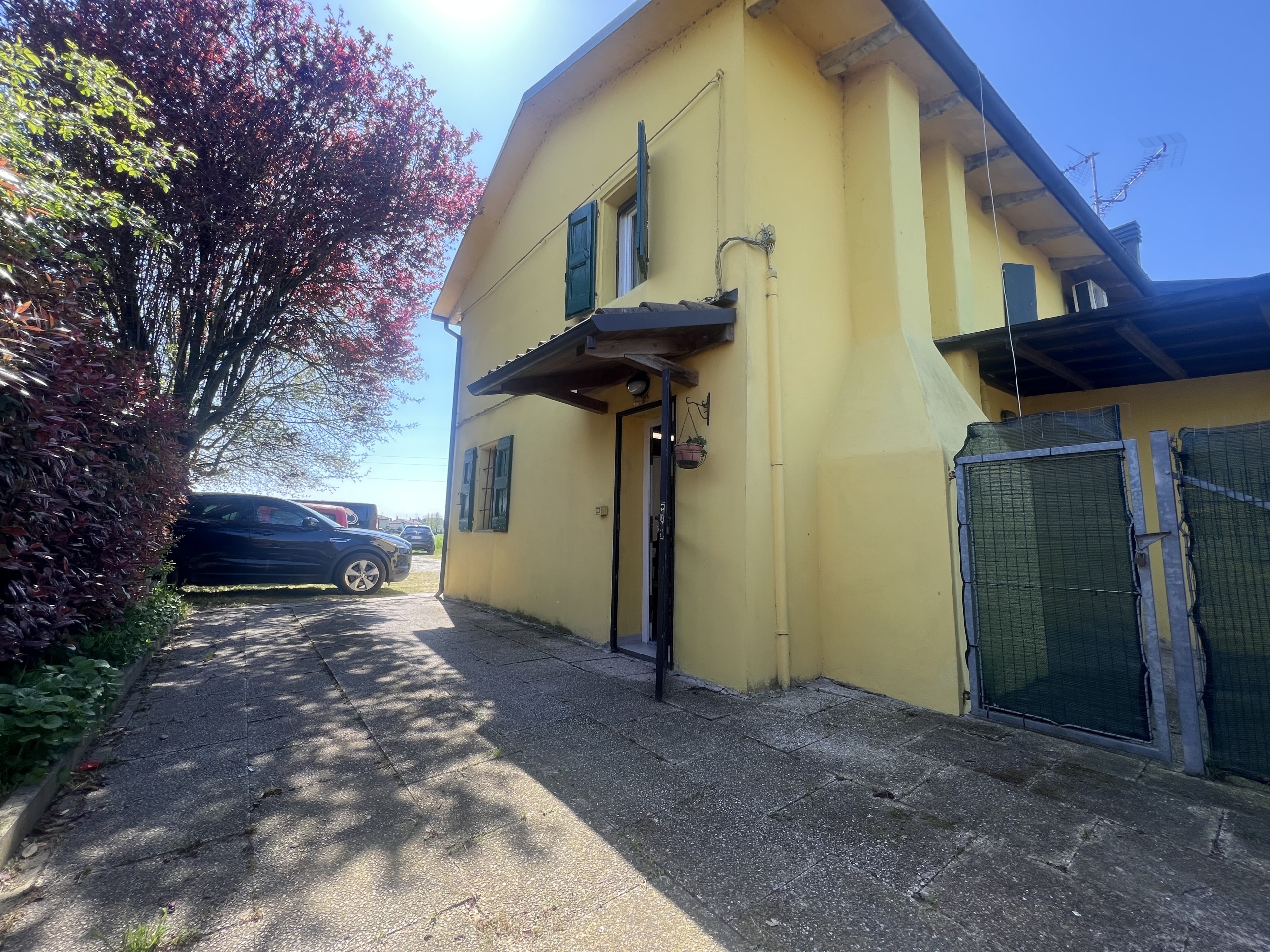 Casa indipendente con giardino in strada provinciale di crevalcore 101, San Giovanni in Persiceto