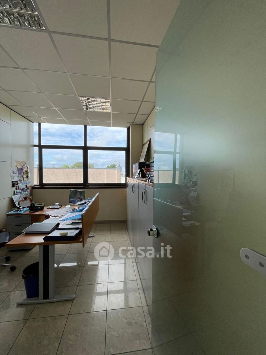 Capannone ristrutturata a Livorno