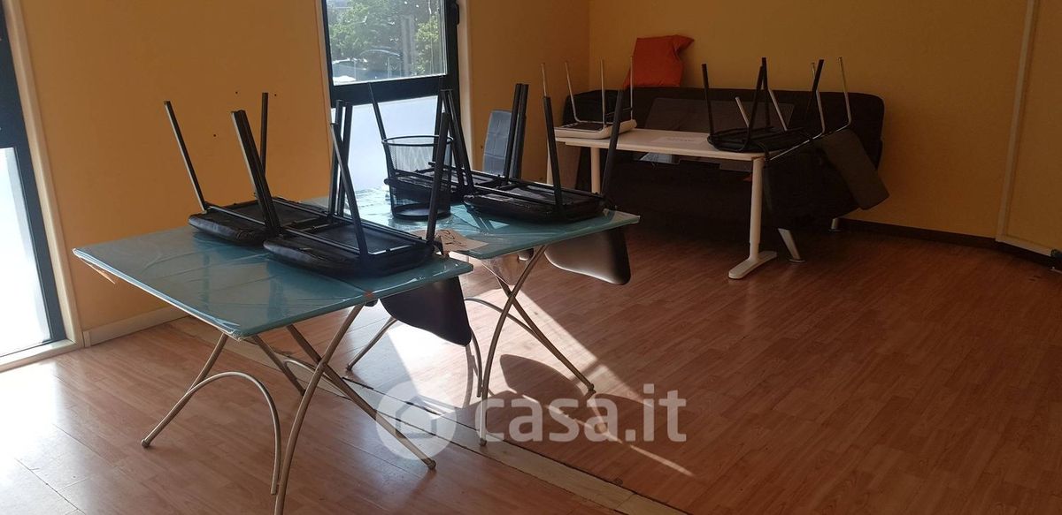 Ufficio in affitto a Collesalvetti