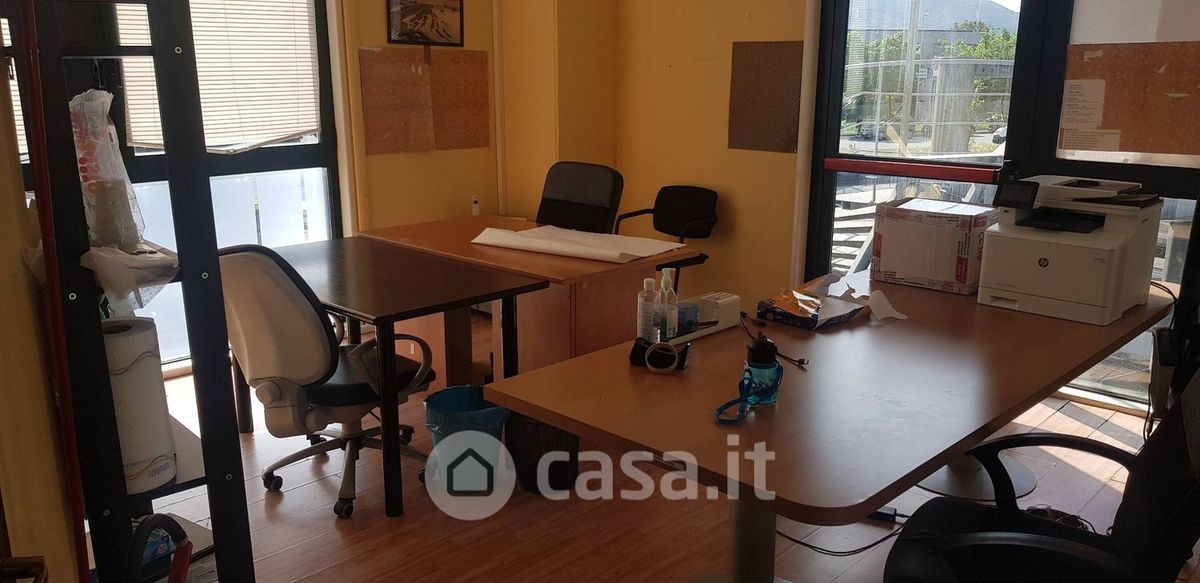 Ufficio in affitto a Collesalvetti