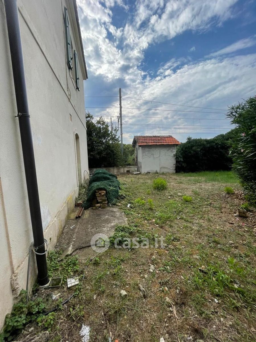 Quadrilocale da ristrutturare a Rosignano Marittimo