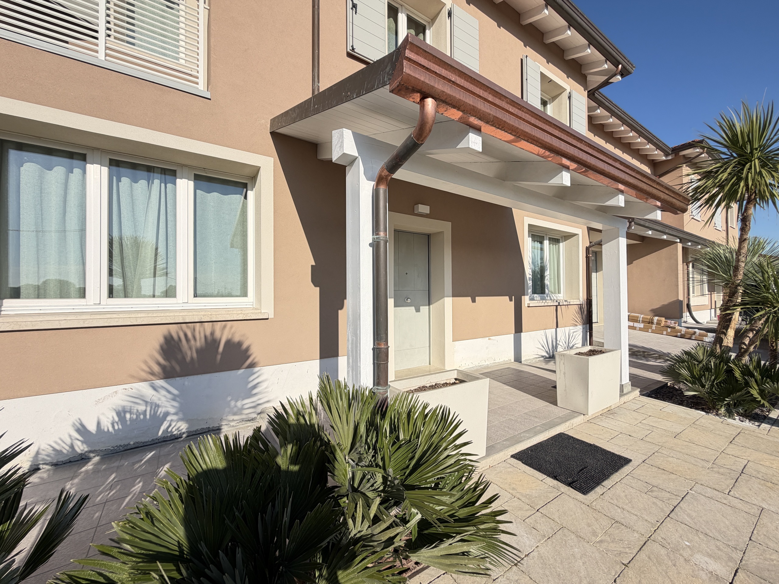 Casa indipendente con giardino in via capannaguzzo 3721, Cesena
