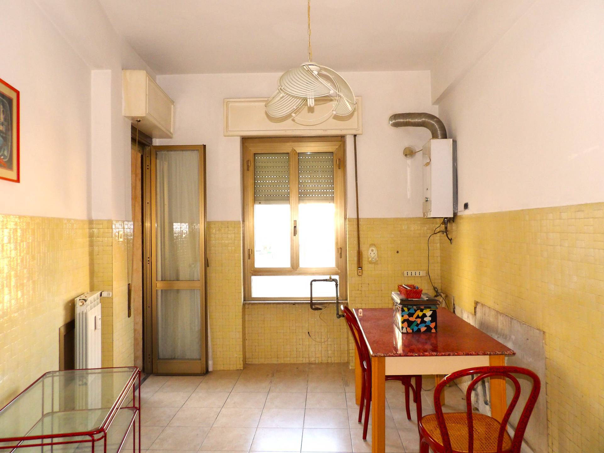 Appartamento in vendita a Terni, Centro