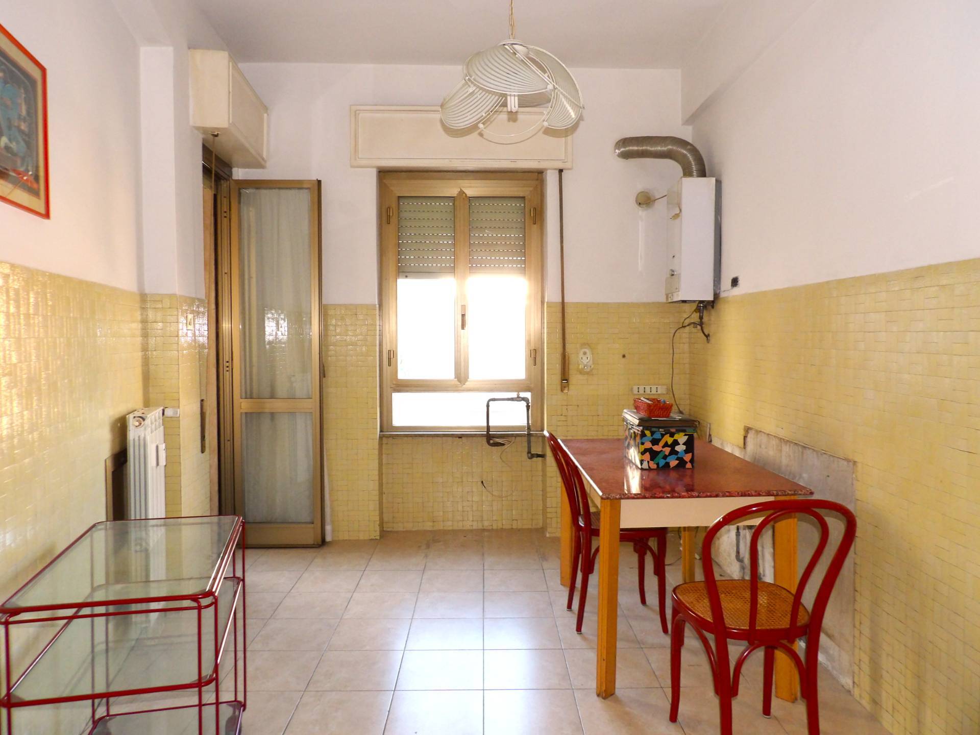 Appartamento in vendita a Terni, Centro