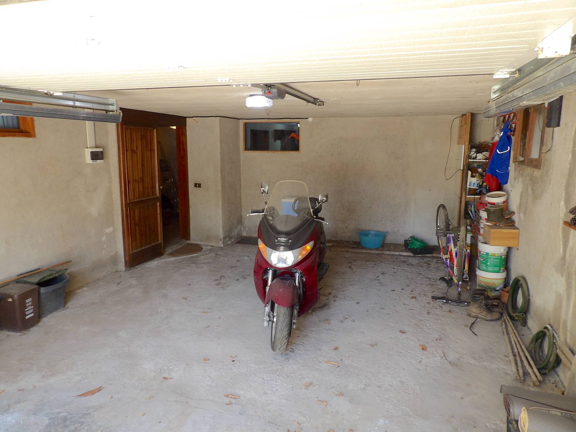 Porzione di bifamiliare in vendita a Terni, Gabeletta