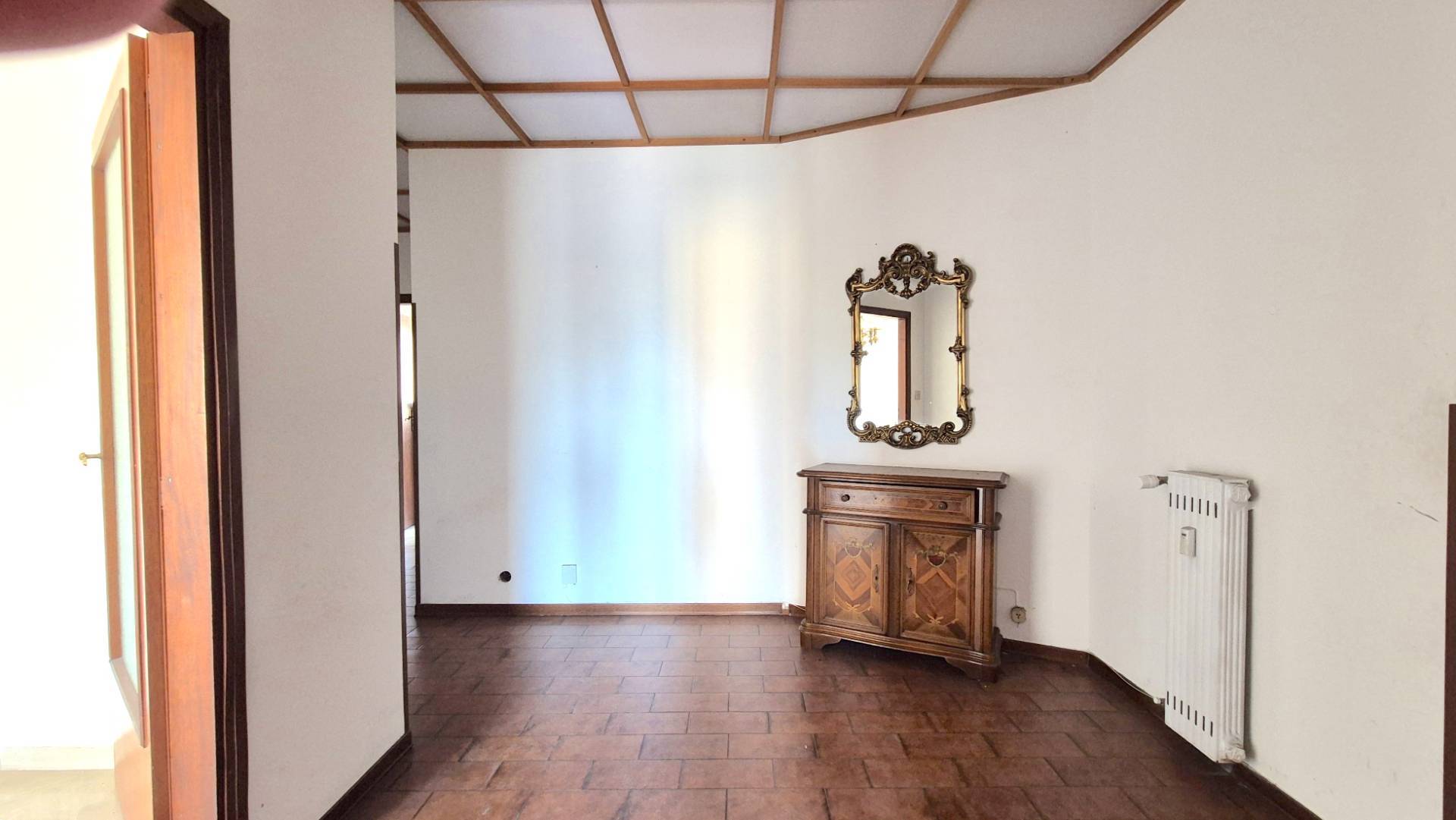 Appartamento in vendita a Terni, Borgo Bovio