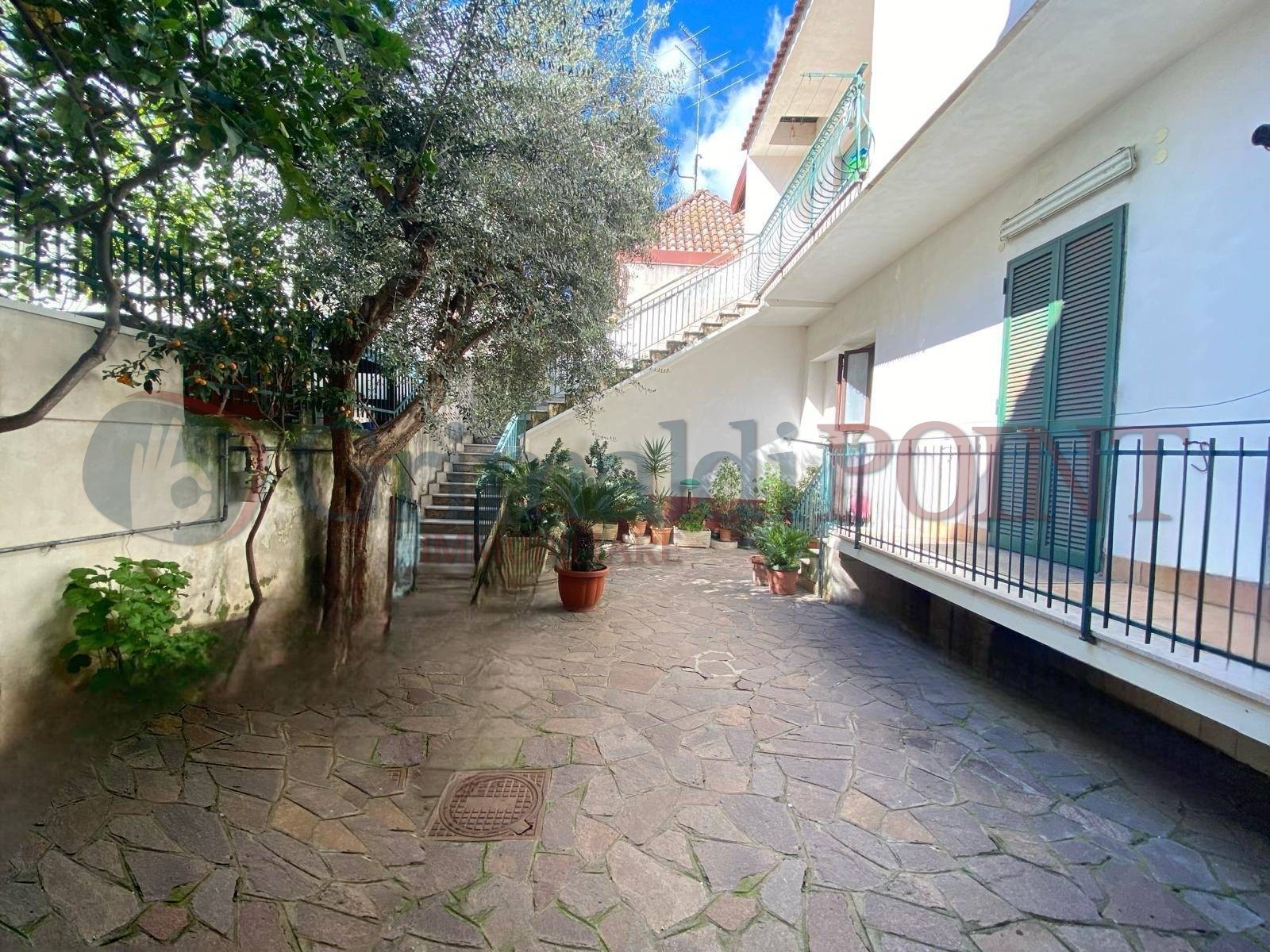 Casa indipendente in vendita a Giugliano in Campania