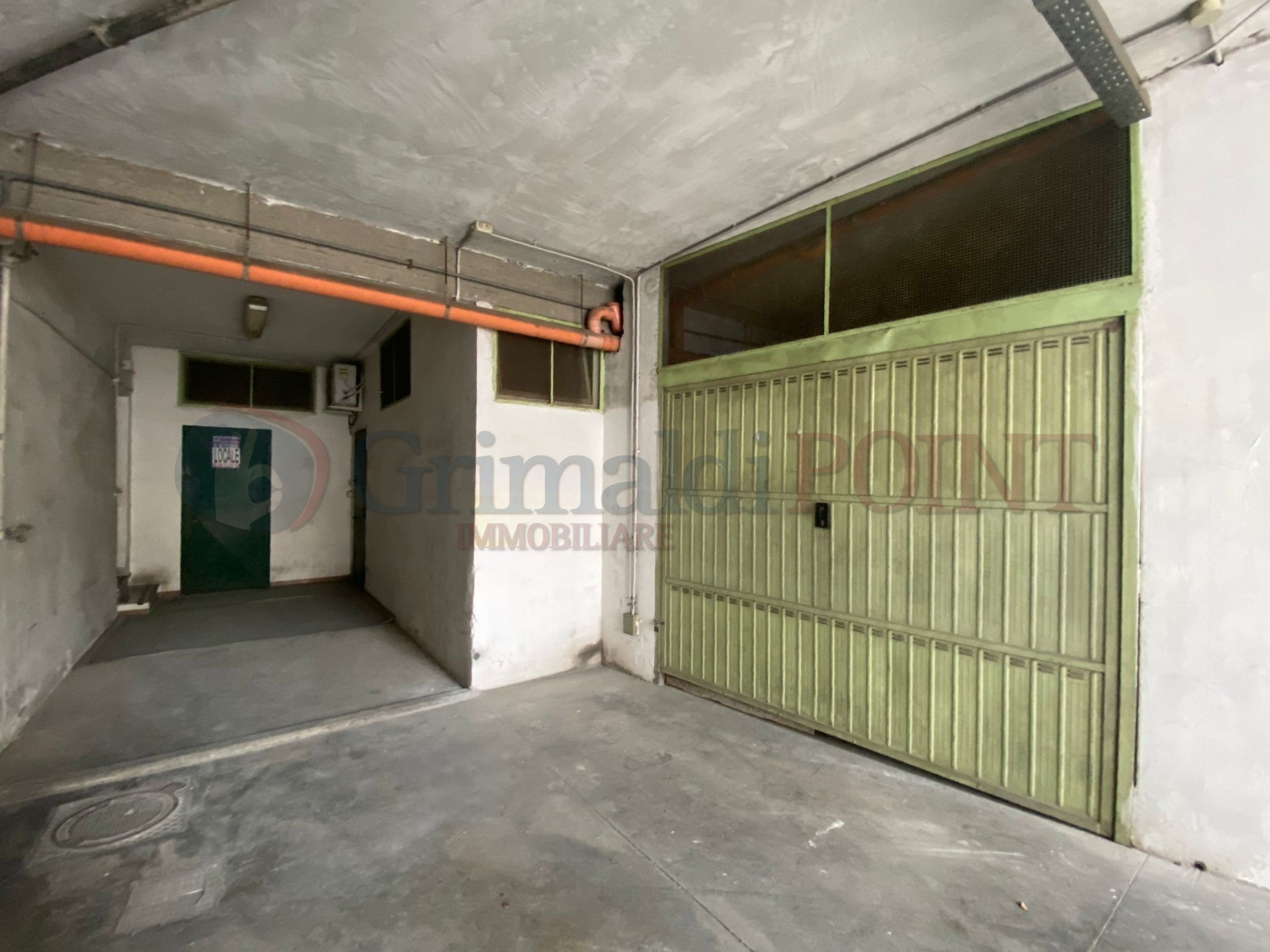 Box/Garage 19mq in vendita a Giugliano in Campania