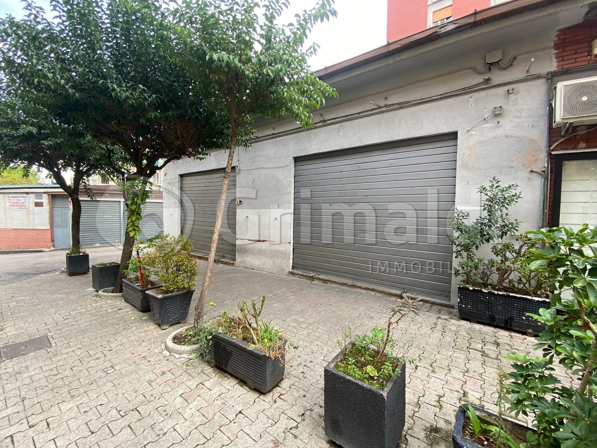 Locale commerciale in affitto a Casavatore