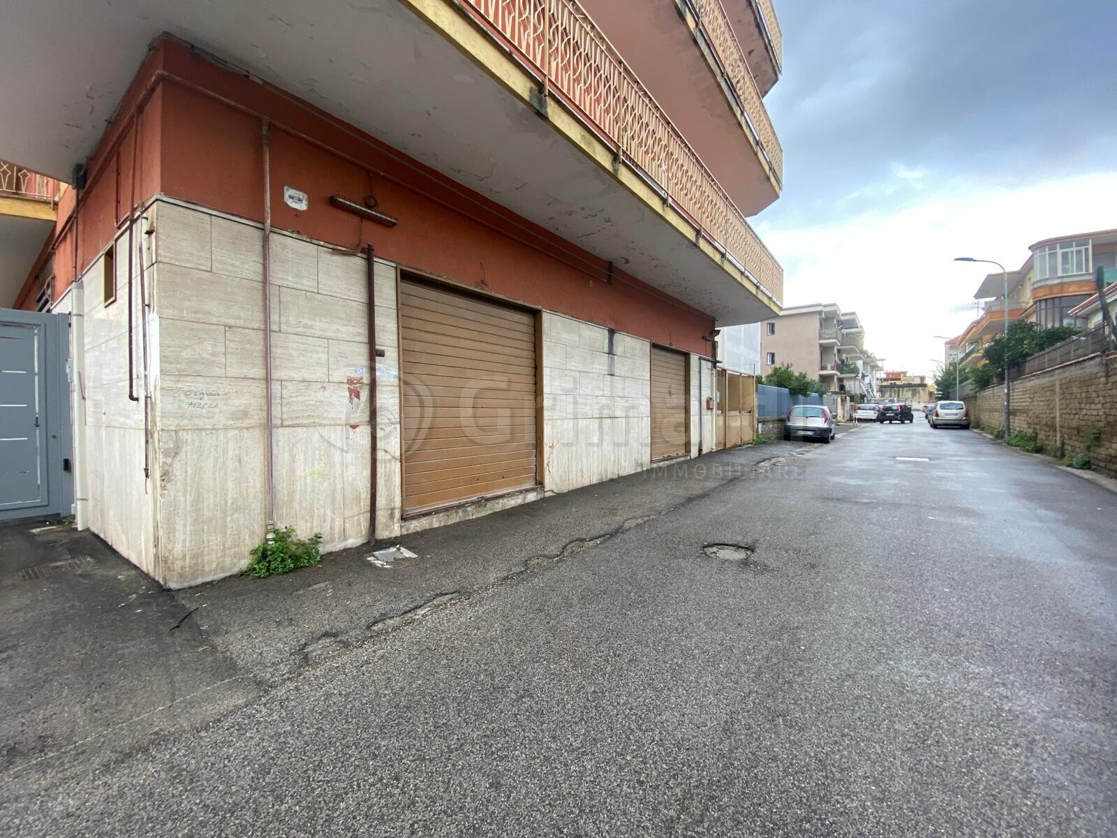 Locale commerciale in affitto a Giugliano in Campania